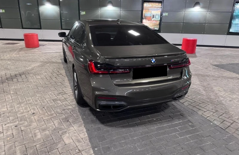 BMW 760 Li xDrive, снимка 3 - Автомобили и джипове - 52592635