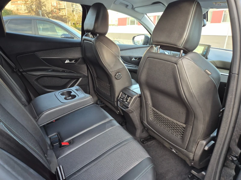 Peugeot 3008 1.5 HDI -LED-KEYLESS-AMBIENT-DISTRONIK-LANE ASSIST, снимка 9 - Автомобили и джипове - 52628731