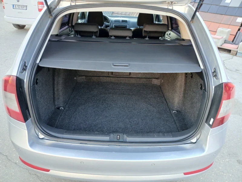 Skoda Octavia 1.6 TDI, снимка 11 - Автомобили и джипове - 52800273