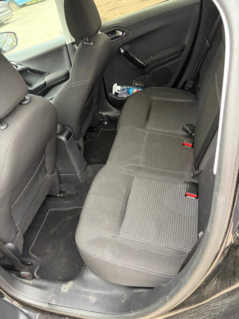 Peugeot 208, снимка 6 - Автомобили и джипове - 52882268