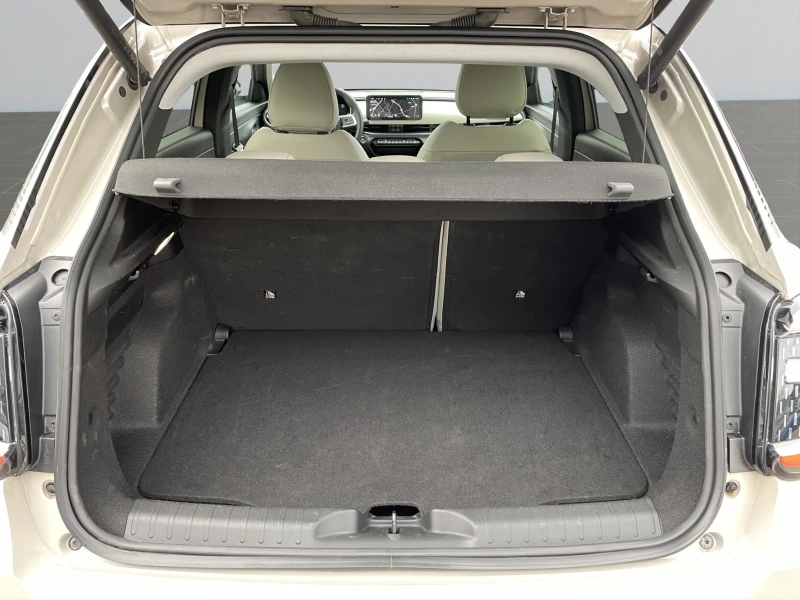 Fiat 600 LA PRIMA 1.2 100 KW 145 hp FWD MHEV 6DCT, снимка 15 - Автомобили и джипове - 53012013