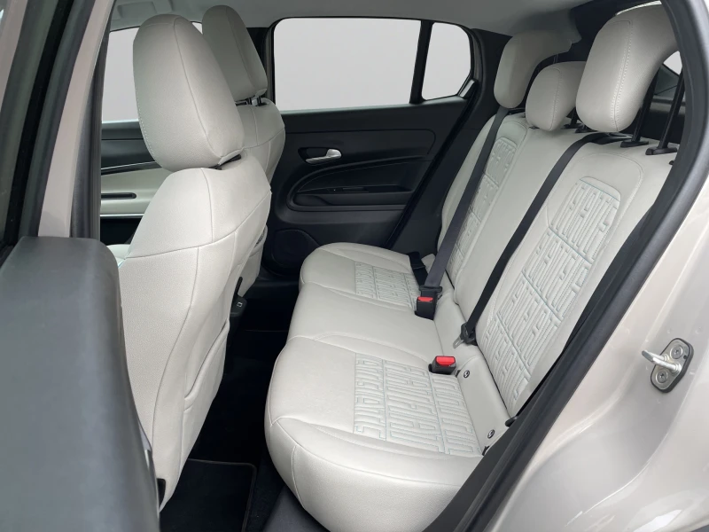 Fiat 600 LA PRIMA 1.2 100 KW 145 hp FWD MHEV 6DCT, снимка 12 - Автомобили и джипове - 53012013