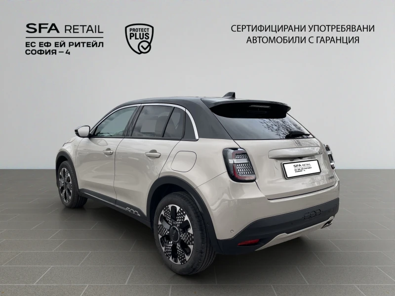 Fiat 600 LA PRIMA 1.2 100 KW 145 hp FWD MHEV 6DCT, снимка 4 - Автомобили и джипове - 53012013
