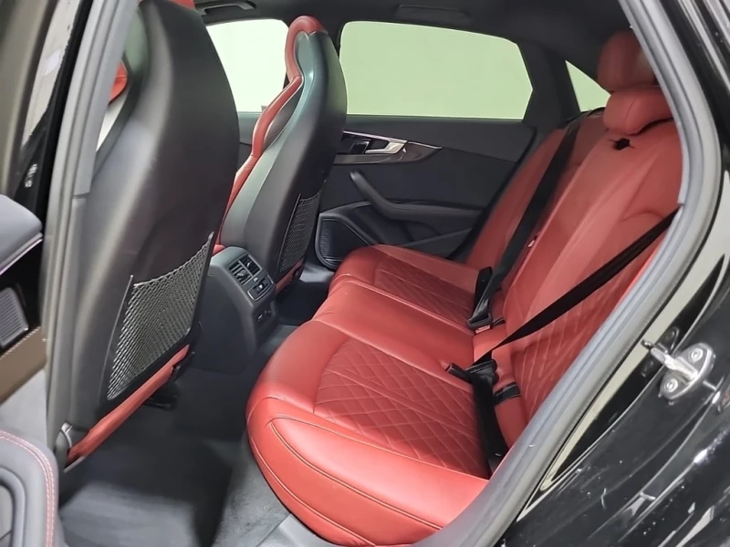 Audi S4 * TECHNIK * CARFAX * БЕЗ ПЪРВОНАЧАЛНА ВНОСКА, снимка 12 - Автомобили и джипове - 53102486