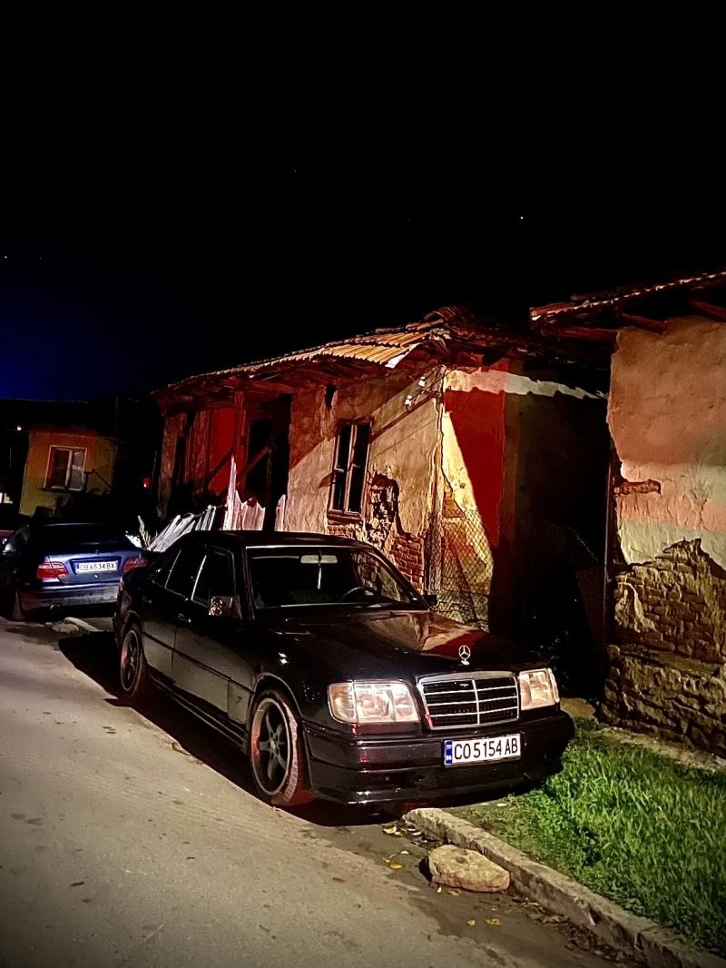 Mercedes-Benz 124, снимка 15 - Автомобили и джипове - 53480190