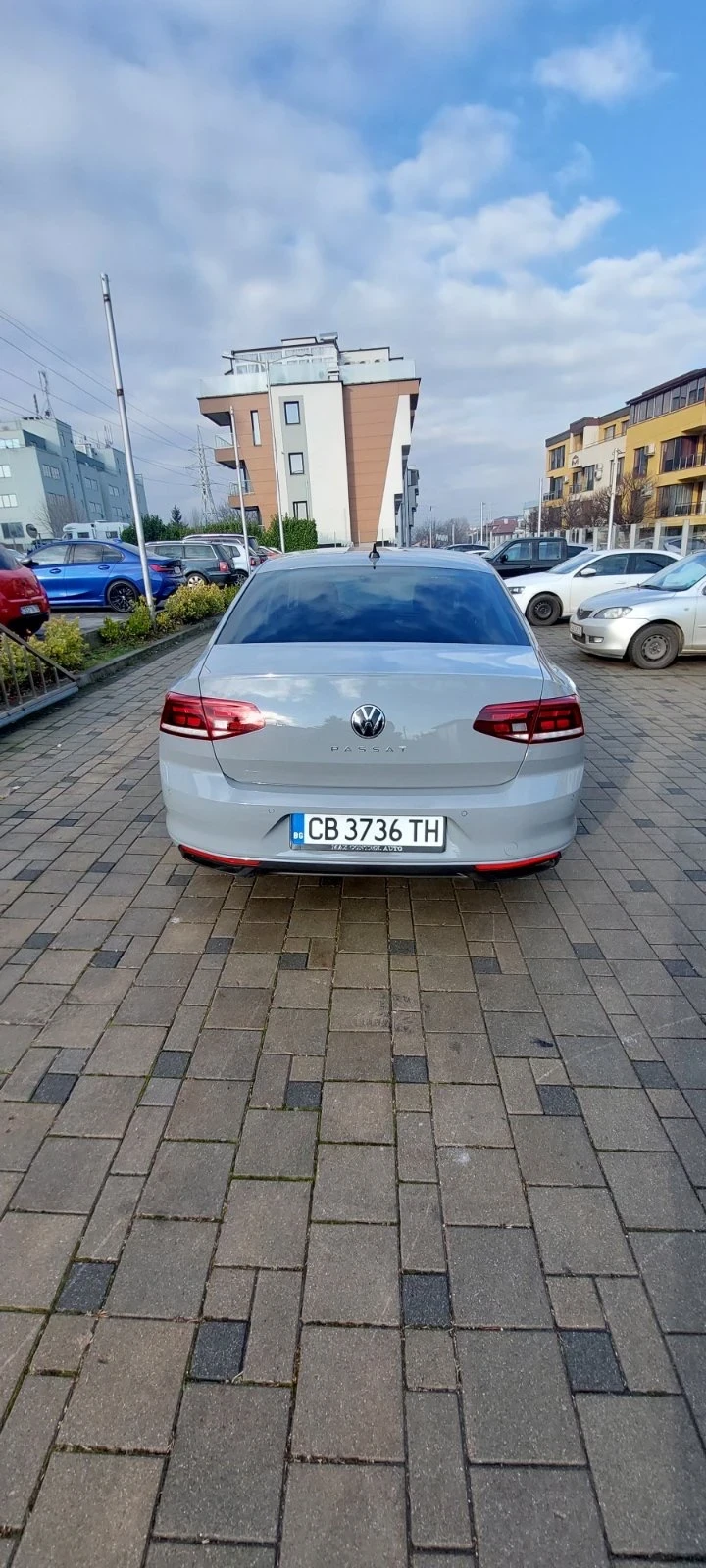 VW Passat, снимка 4 - Автомобили и джипове - 47452338