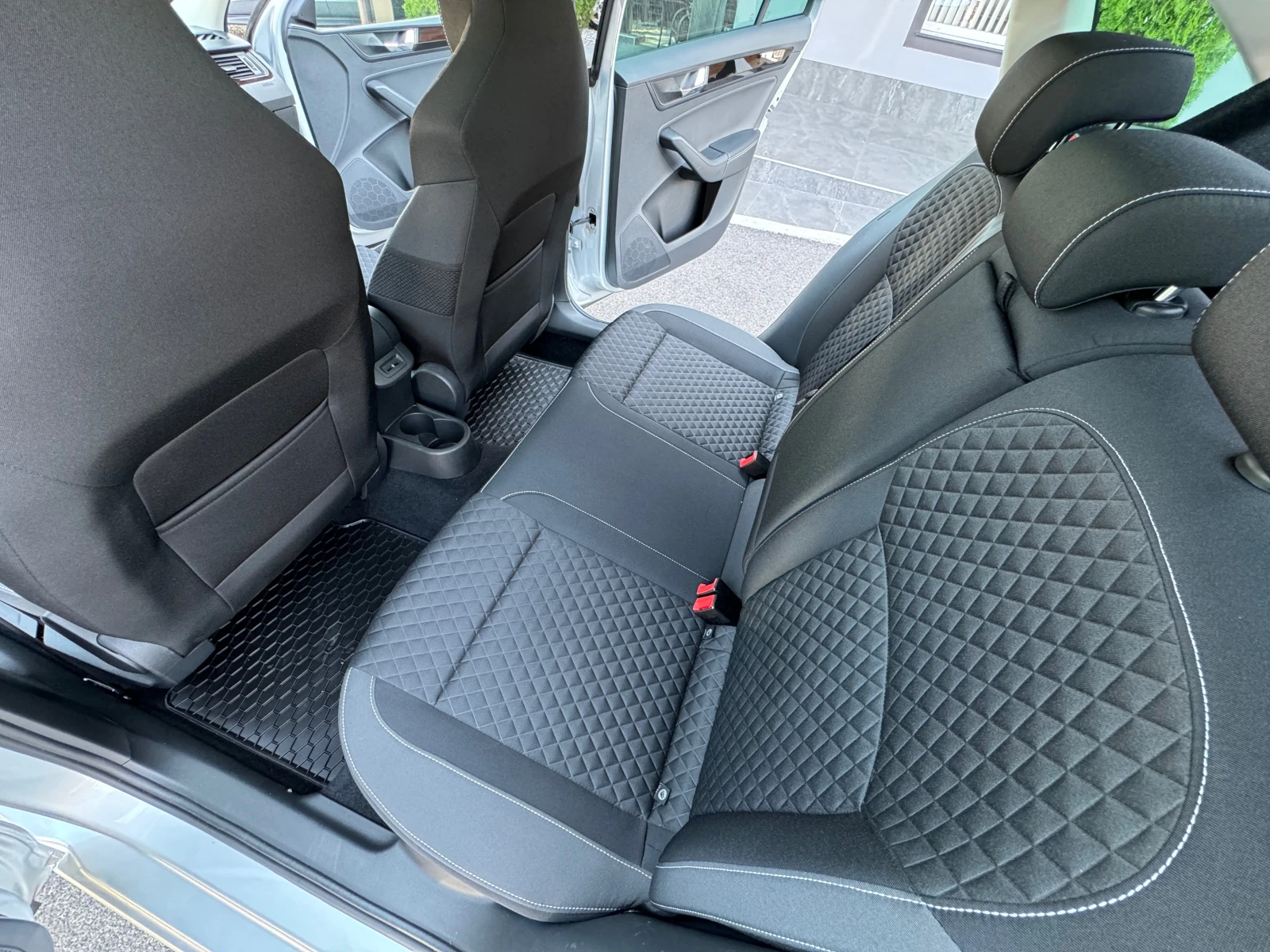 Skoda Rapid 1.0 НОВ ВНОС  | Mobile.bg — изображение 11