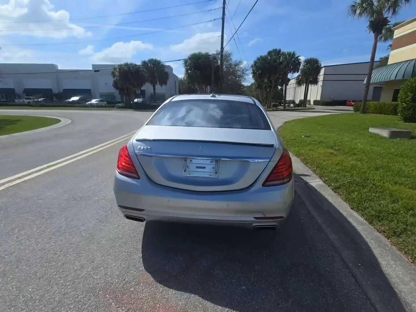 Mercedes-Benz S 550 Burmaster* масаж* обдух* пано* дистроник+ keyless  - изображение 3