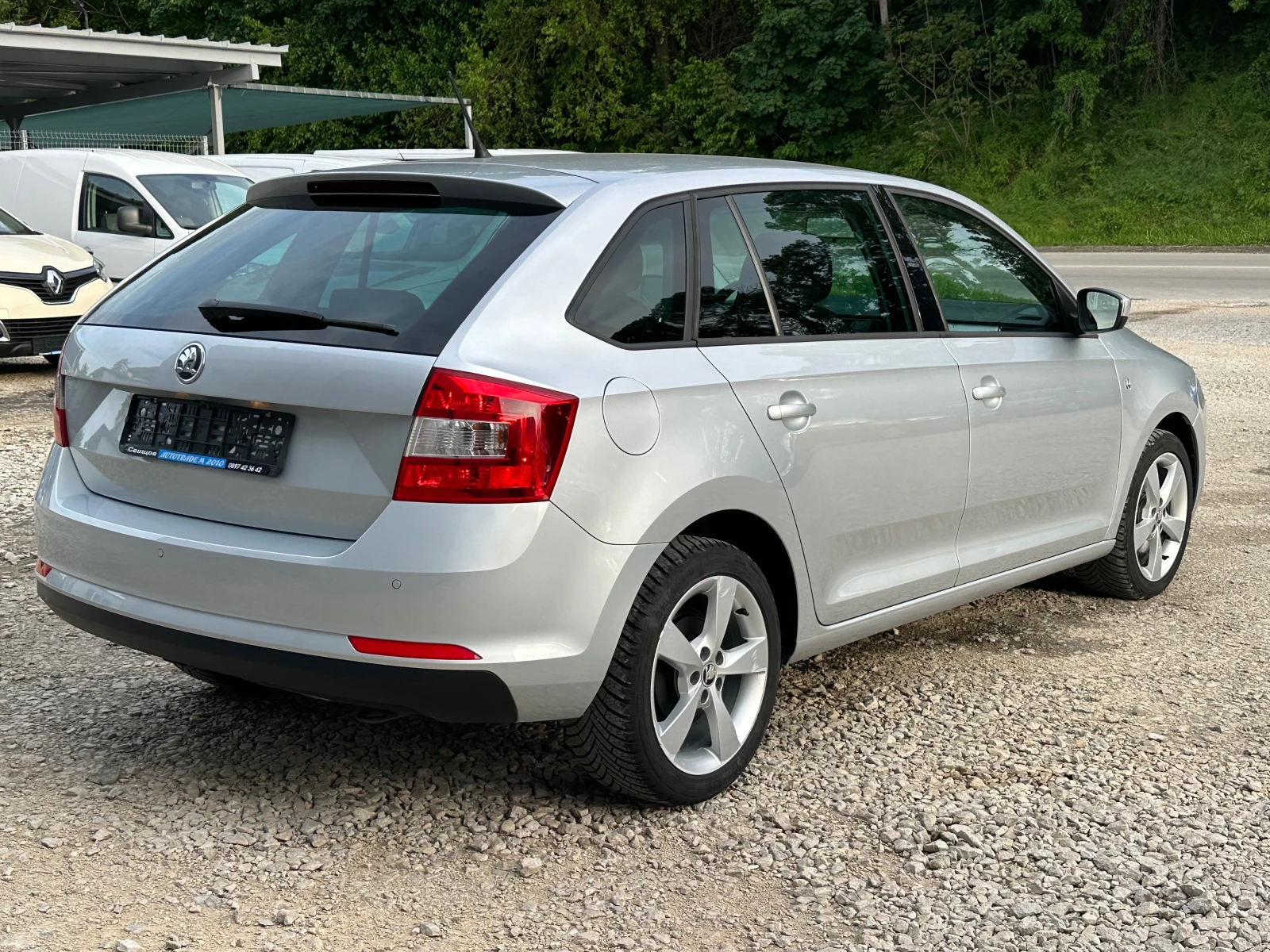 Skoda Rapid DIESEL* NAVI* XENON* EVRO5 - изображение 6