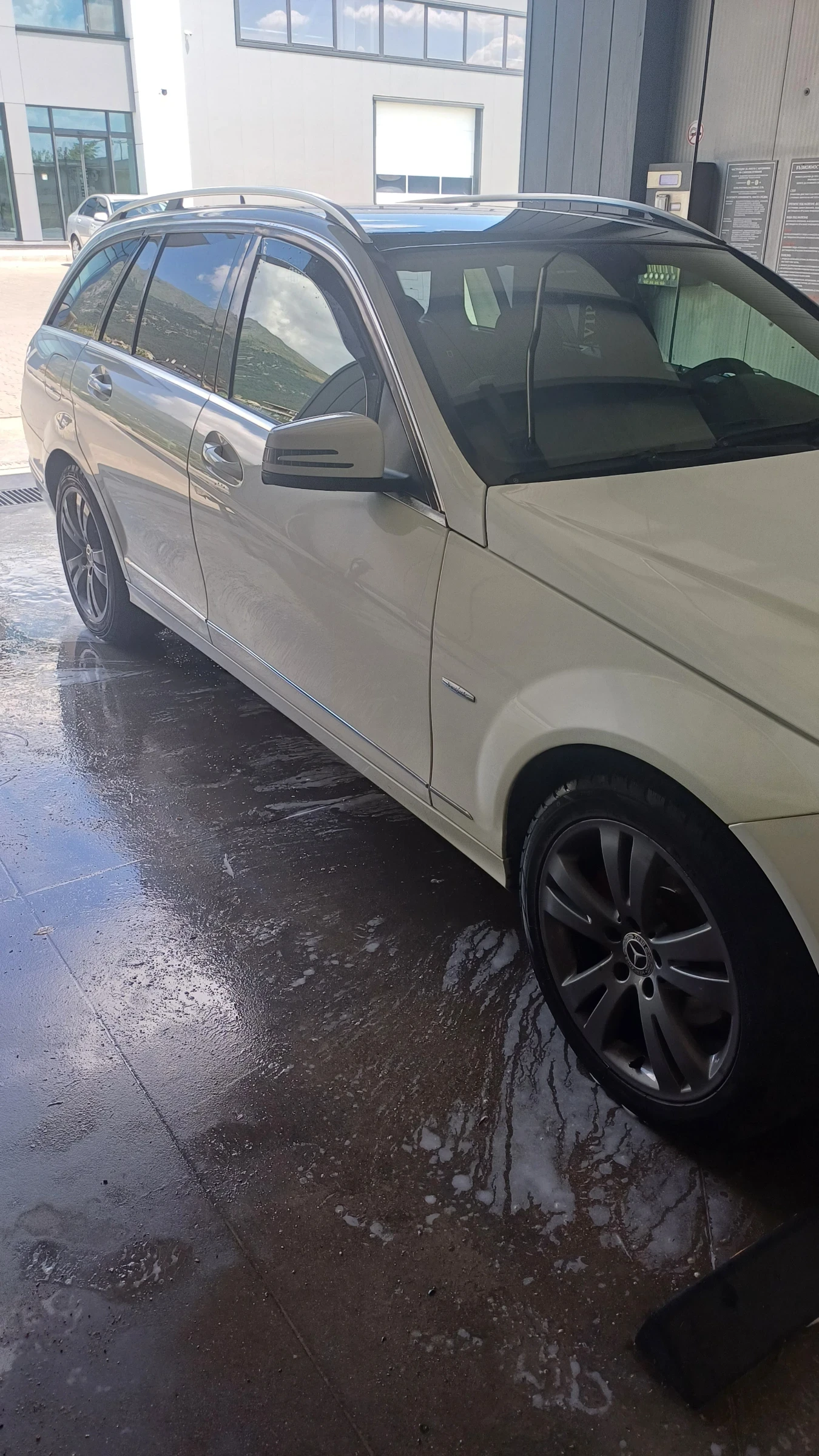 Mercedes-Benz C 220  - изображение 4