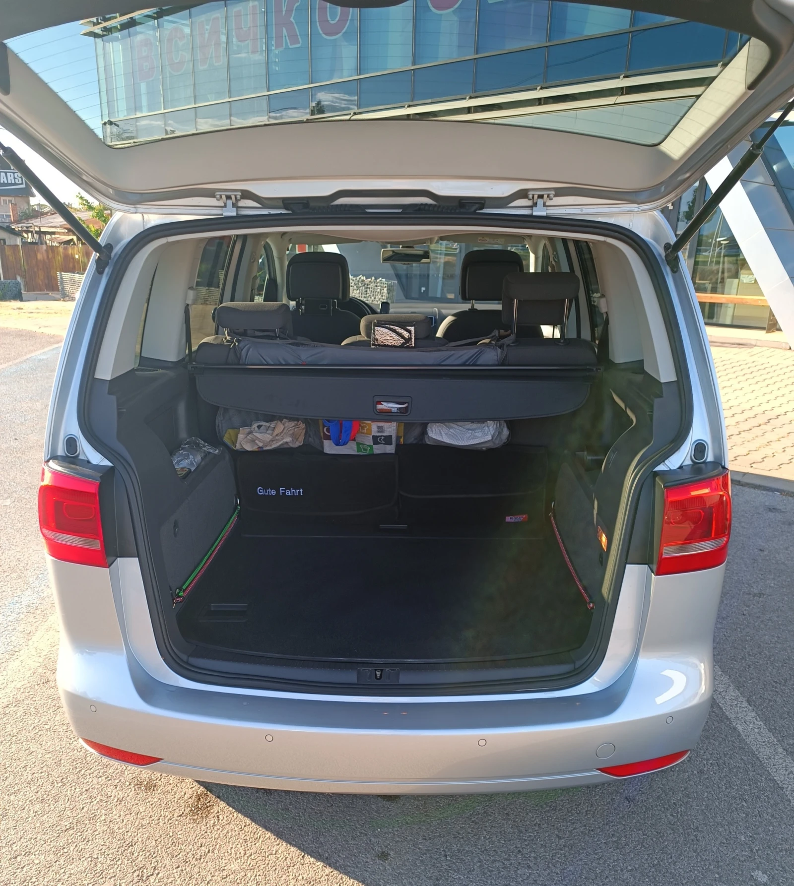 VW Touran CNG -  | Mobile.bg   17