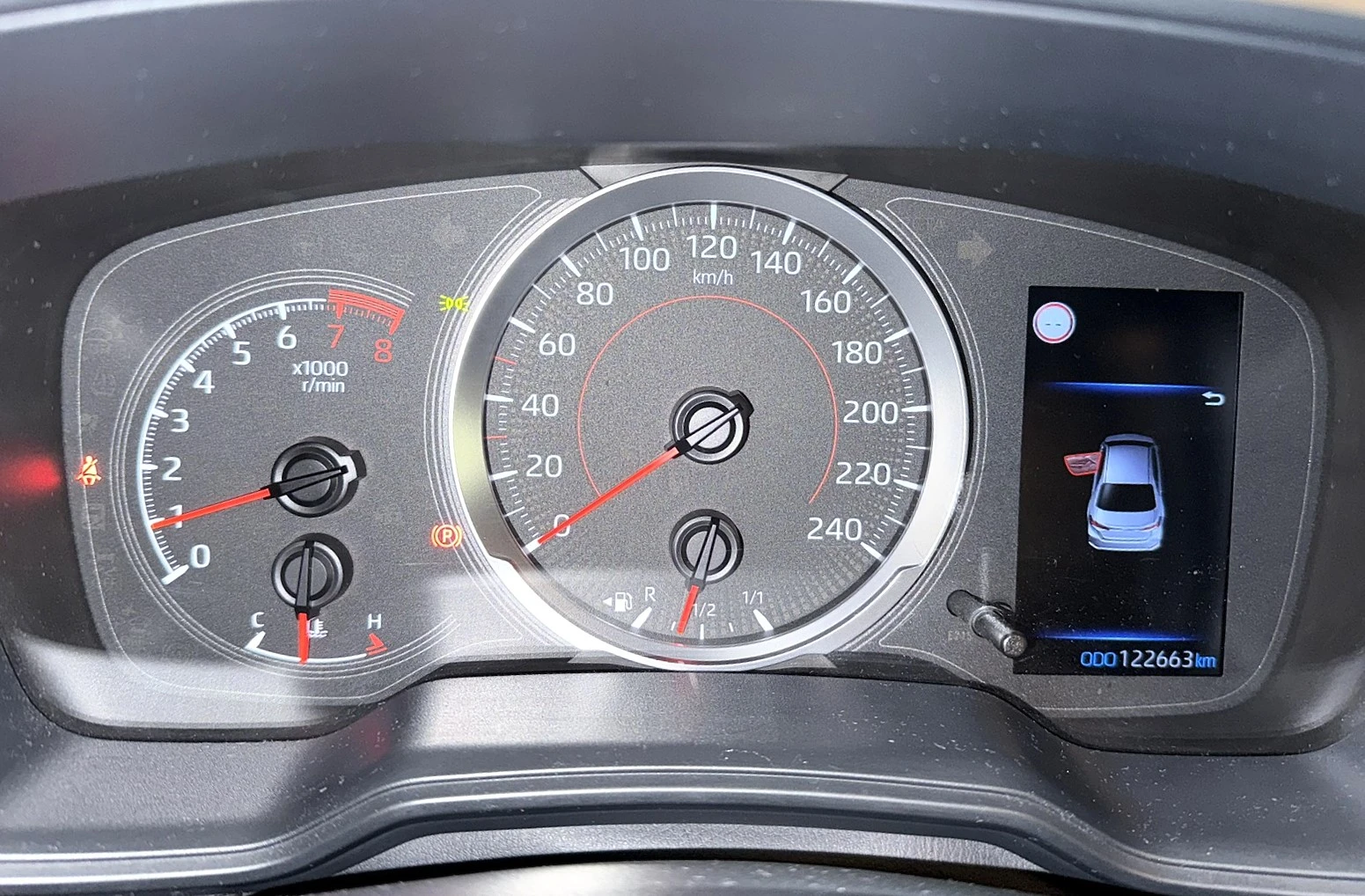 Toyota Corolla 1.5  | Mobile.bg   11