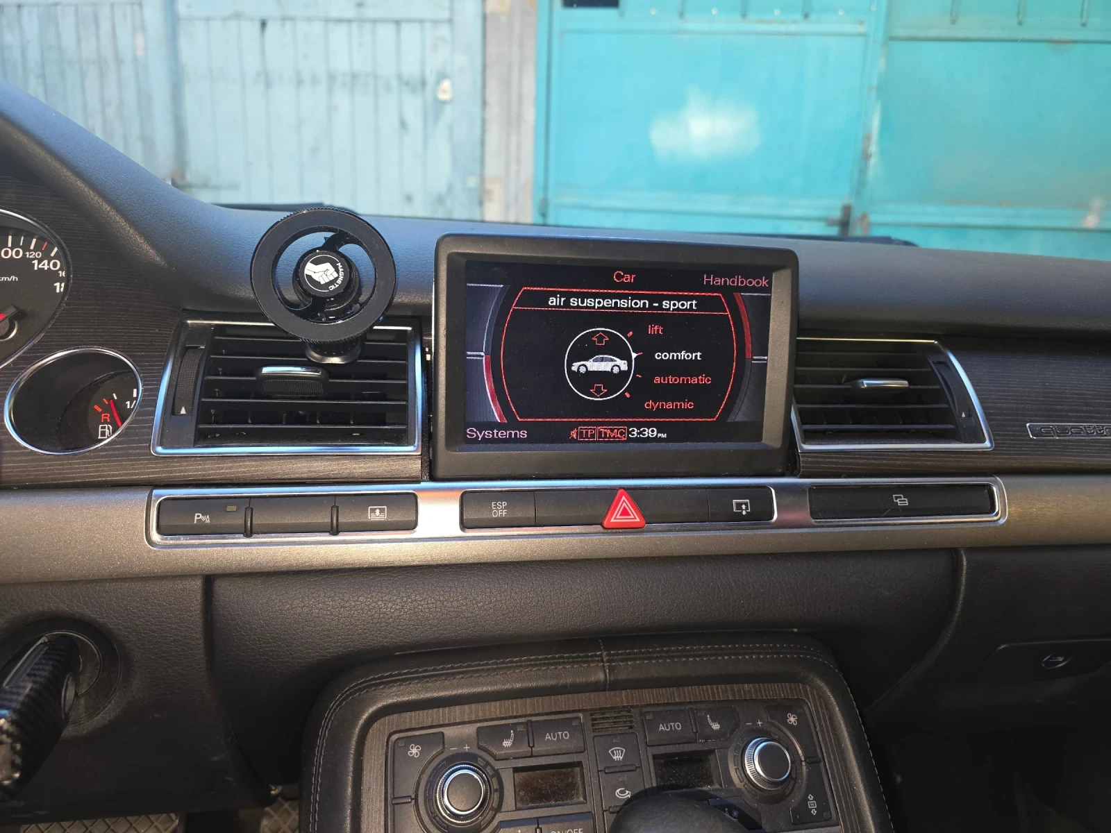 Audi A8 4.2TDI  - изображение 8