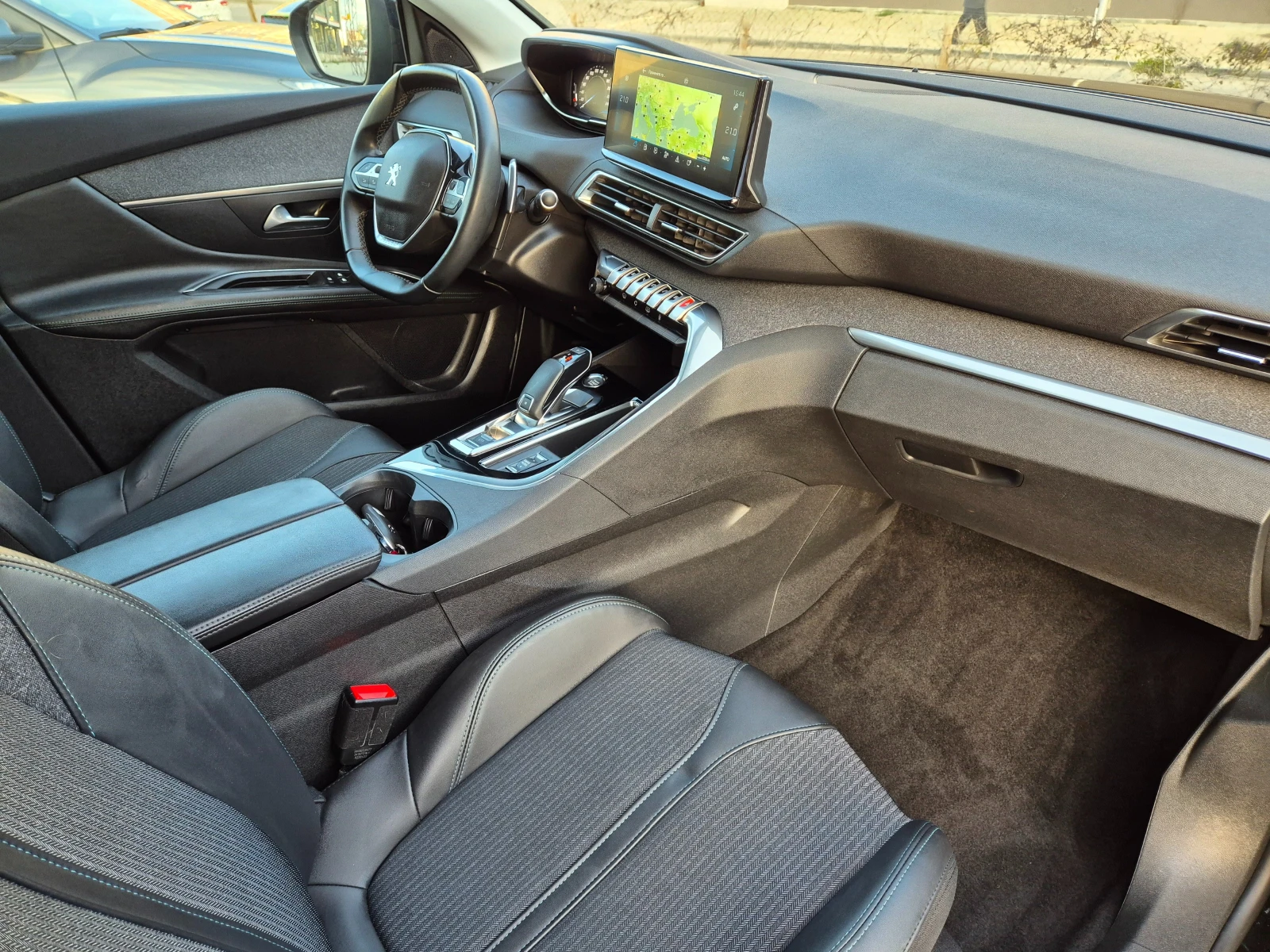 Peugeot 3008 1.5 HDI -LED-KEYLESS-AMBIENT-DISTRONIK-LANE ASSIST | Mobile.bg   10