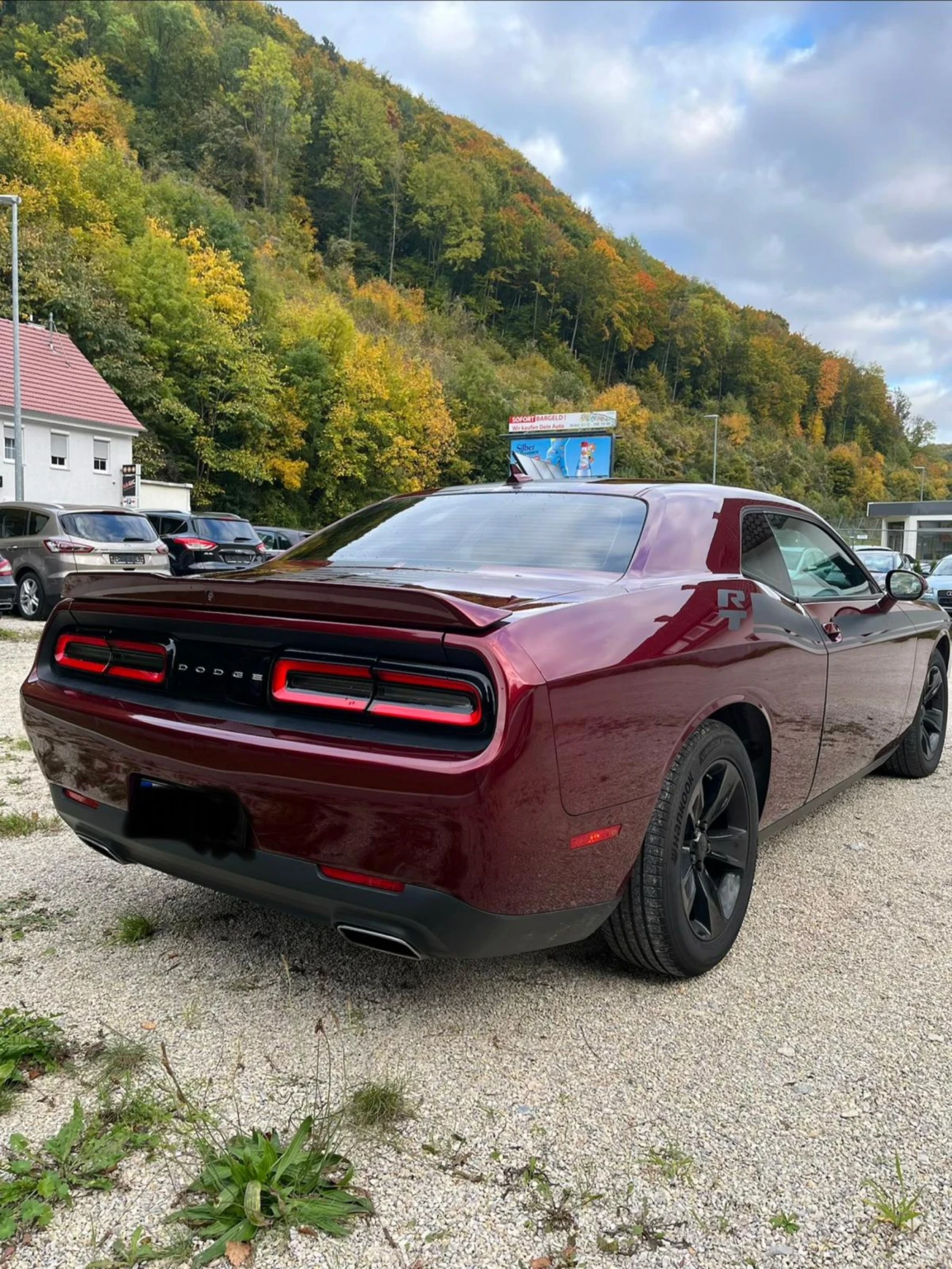 Dodge Challenger  - изображение 2