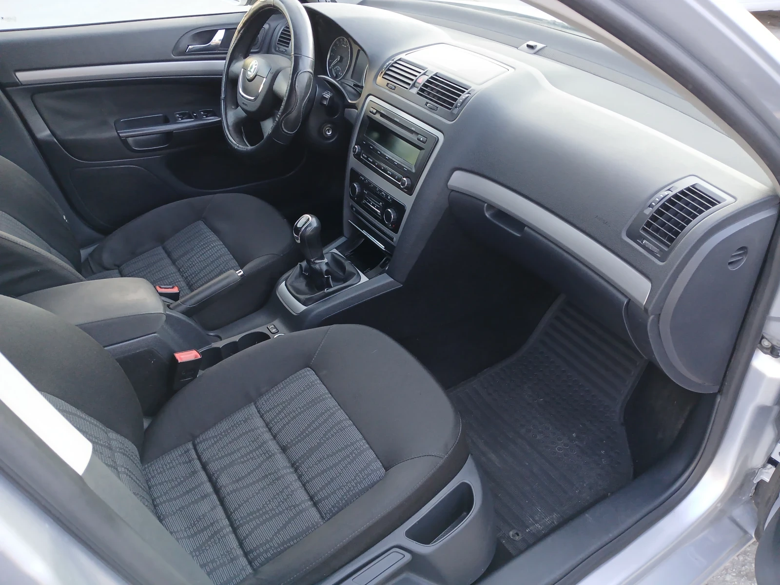 Skoda Octavia 1.6 TDI | Mobile.bg � ����������� 14