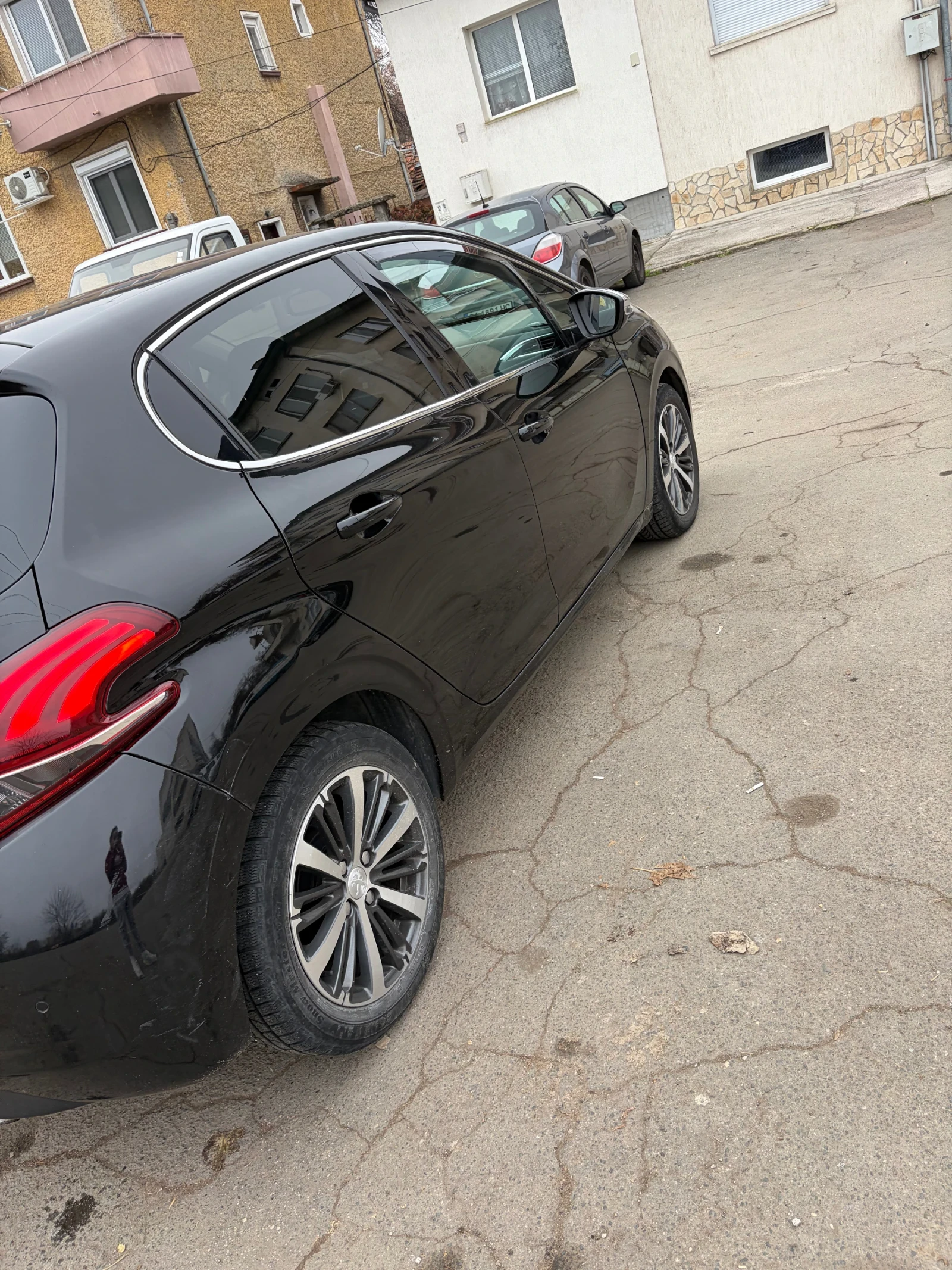 Peugeot 208 | Mobile.bg � ����������� 4