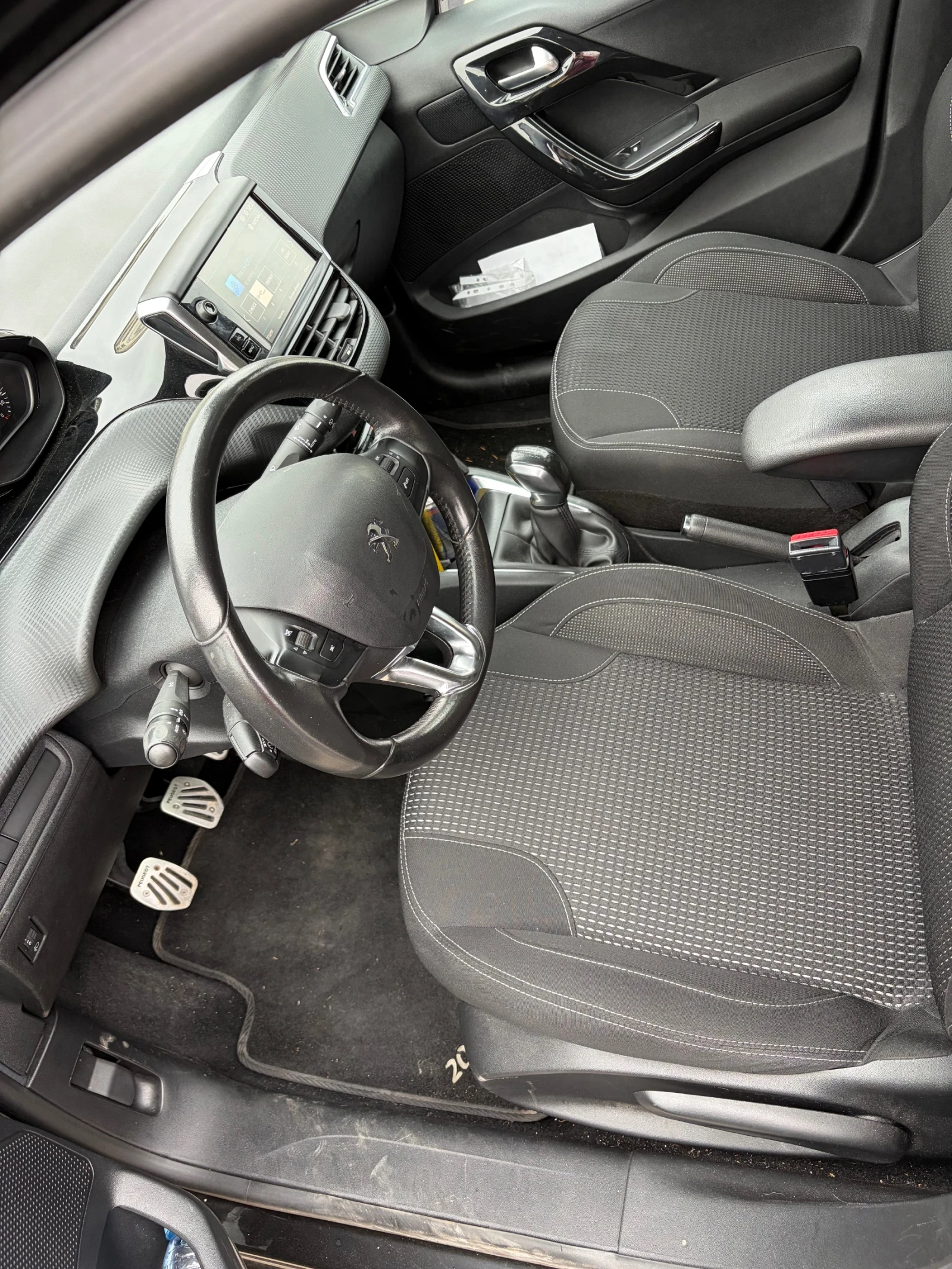 Peugeot 208 | Mobile.bg � ����������� 7