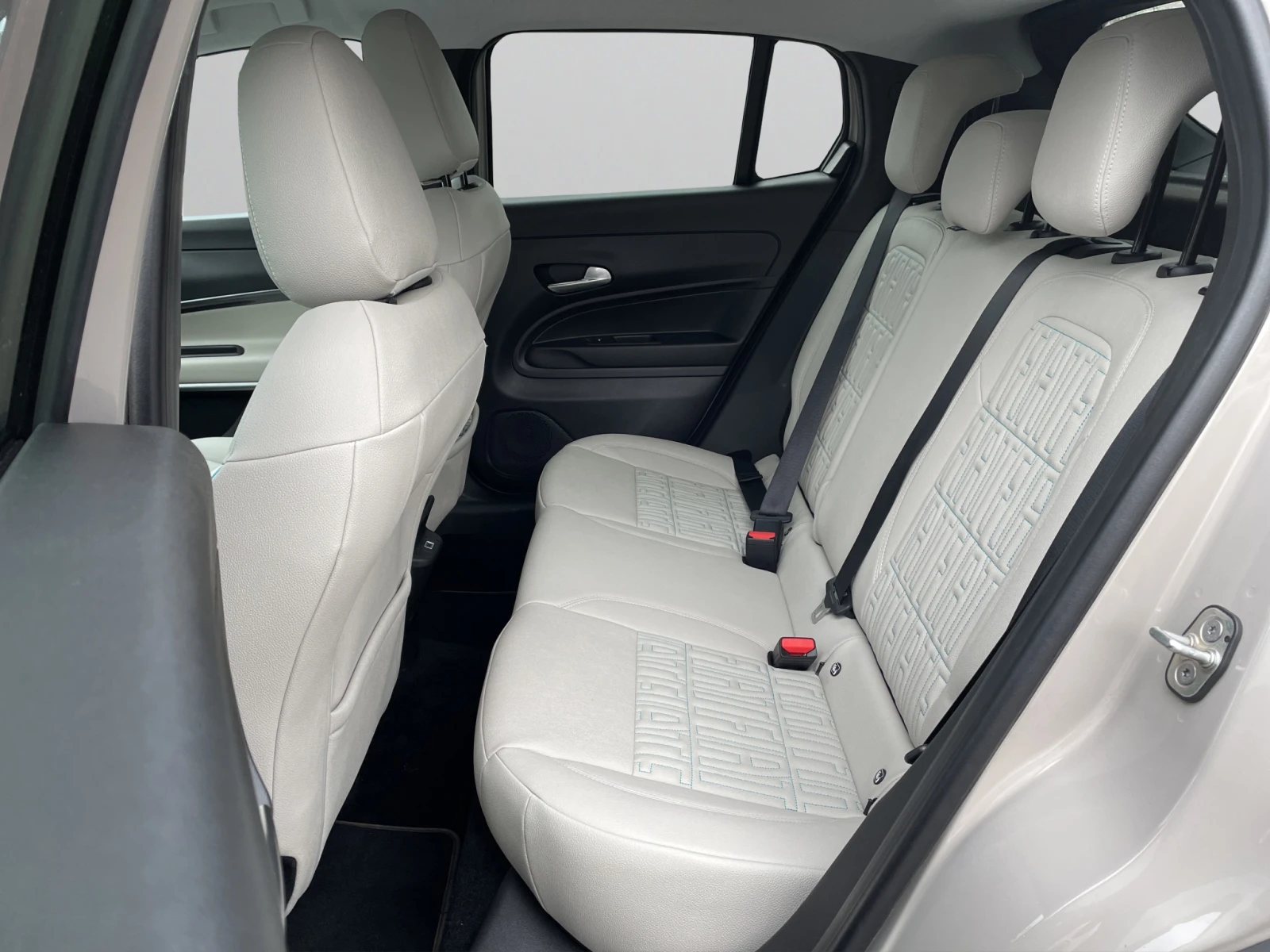 Fiat 600 LA PRIMA 1.2 100 KW 145 hp FWD MHEV 6DCT | Mobile.bg � ����������� 12