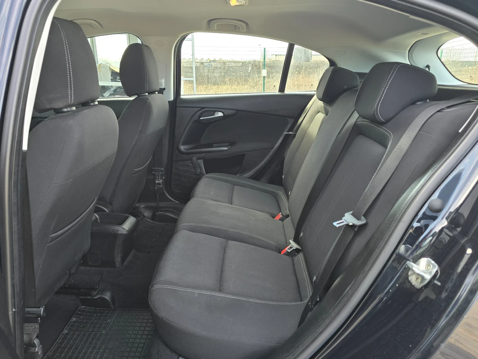 Fiat Tipo 1.4i 95кс EURO 6B 94000 км.!!!, снимка 17 - Автомобили и джипове - 53783990