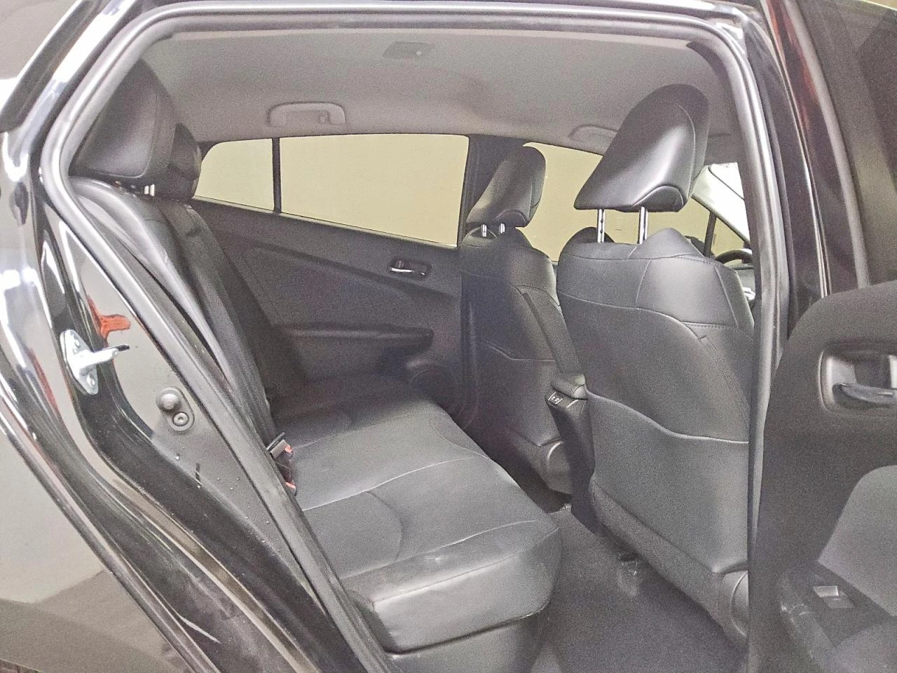 Toyota Prius, снимка 9 - Автомобили и джипове - 53924978