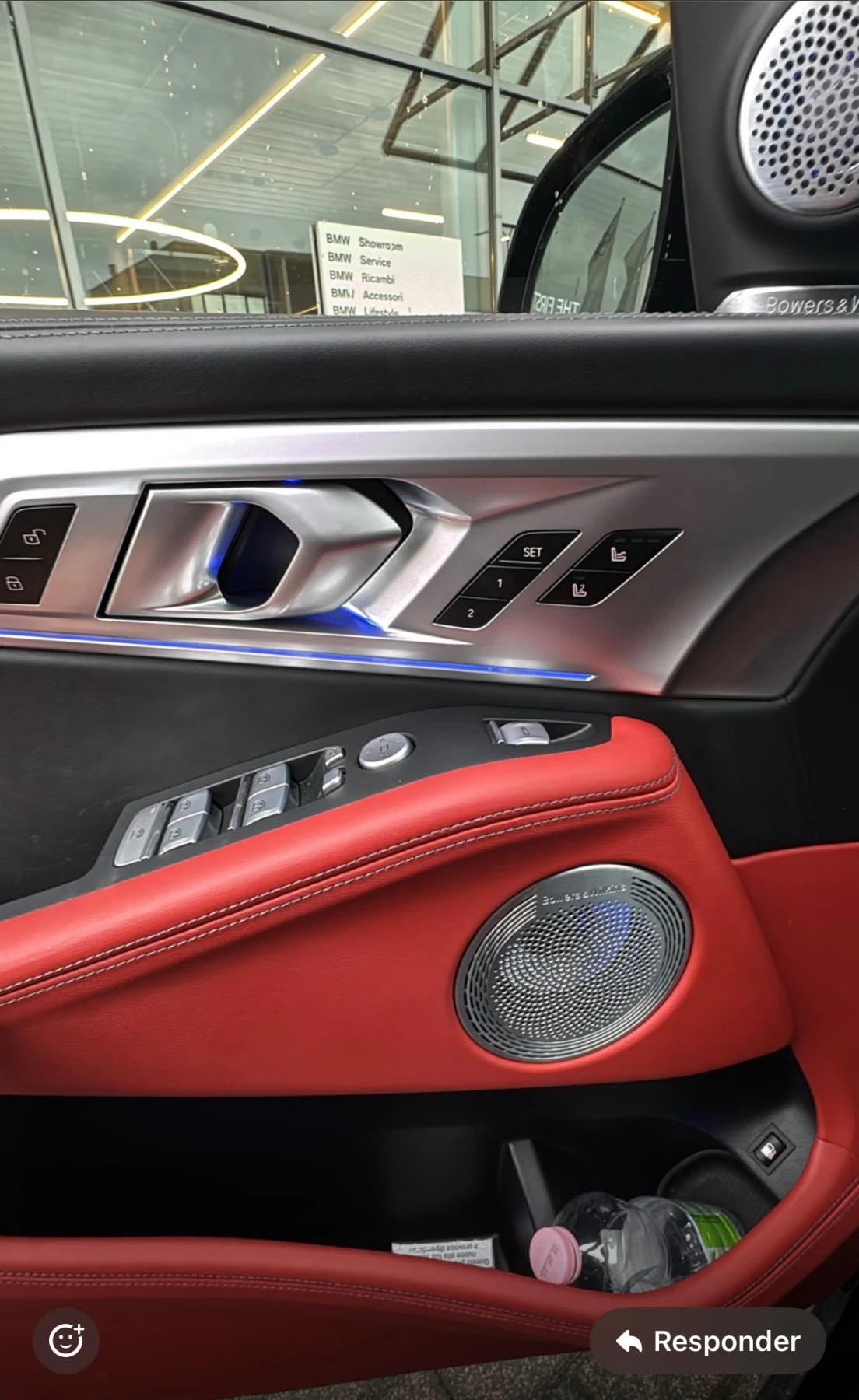 BMW XM 4.4 V8* PLUG-IN HYBRID* B&W* ГАРАНЦИЯ 5год., снимка 7 - Автомобили и джипове - 54002367