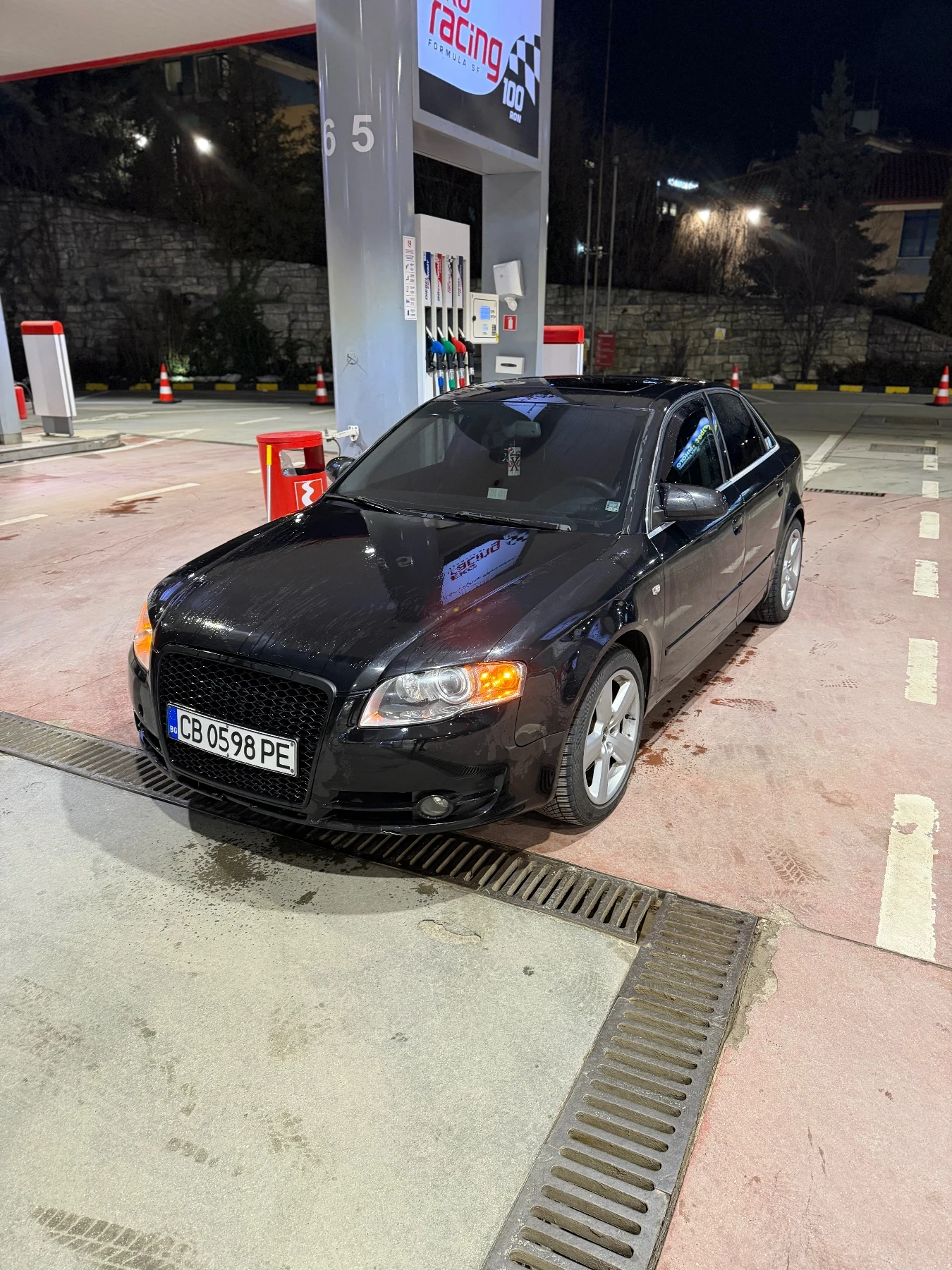 Audi A4 2.0TDI, снимка 2 - Автомобили и джипове - 54047310