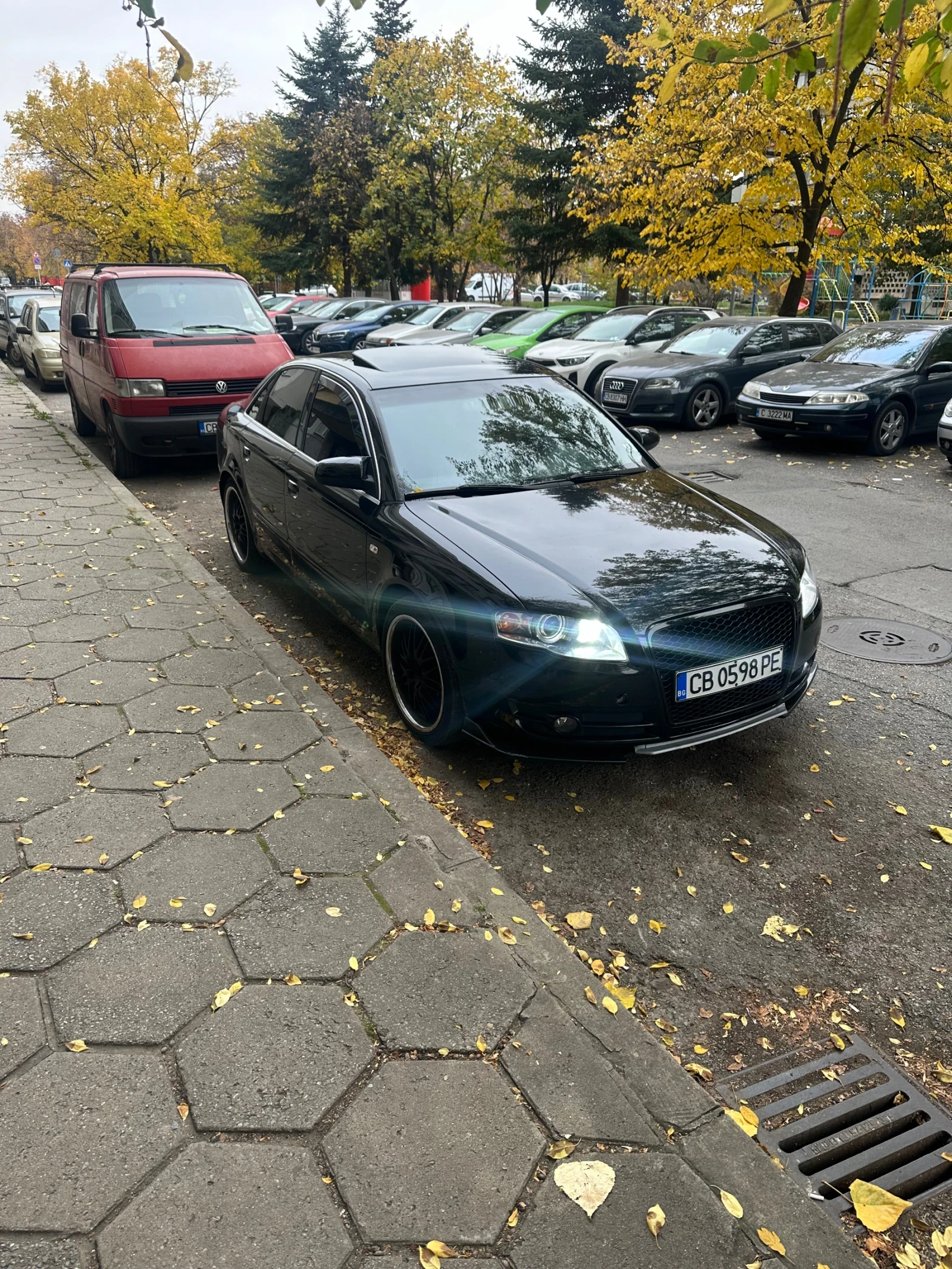 Audi A4 2.0TDI, снимка 9 - Автомобили и джипове - 54047310