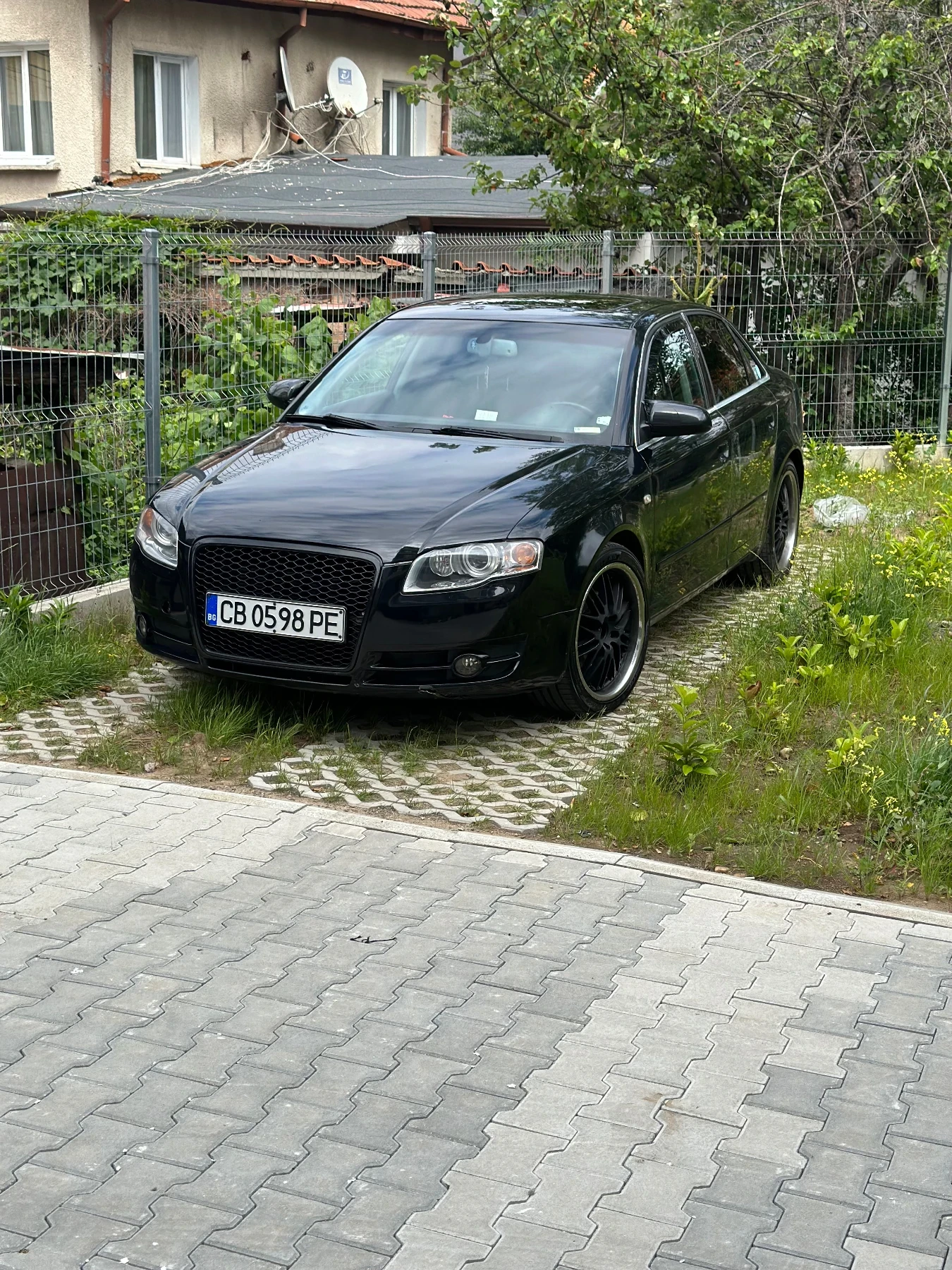 Audi A4 2.0TDI, снимка 7 - Автомобили и джипове - 54047310