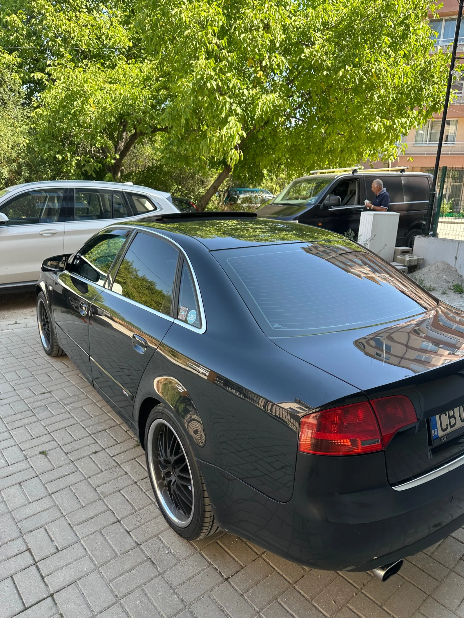 Audi A4 2.0TDI, снимка 3 - Автомобили и джипове - 54047310