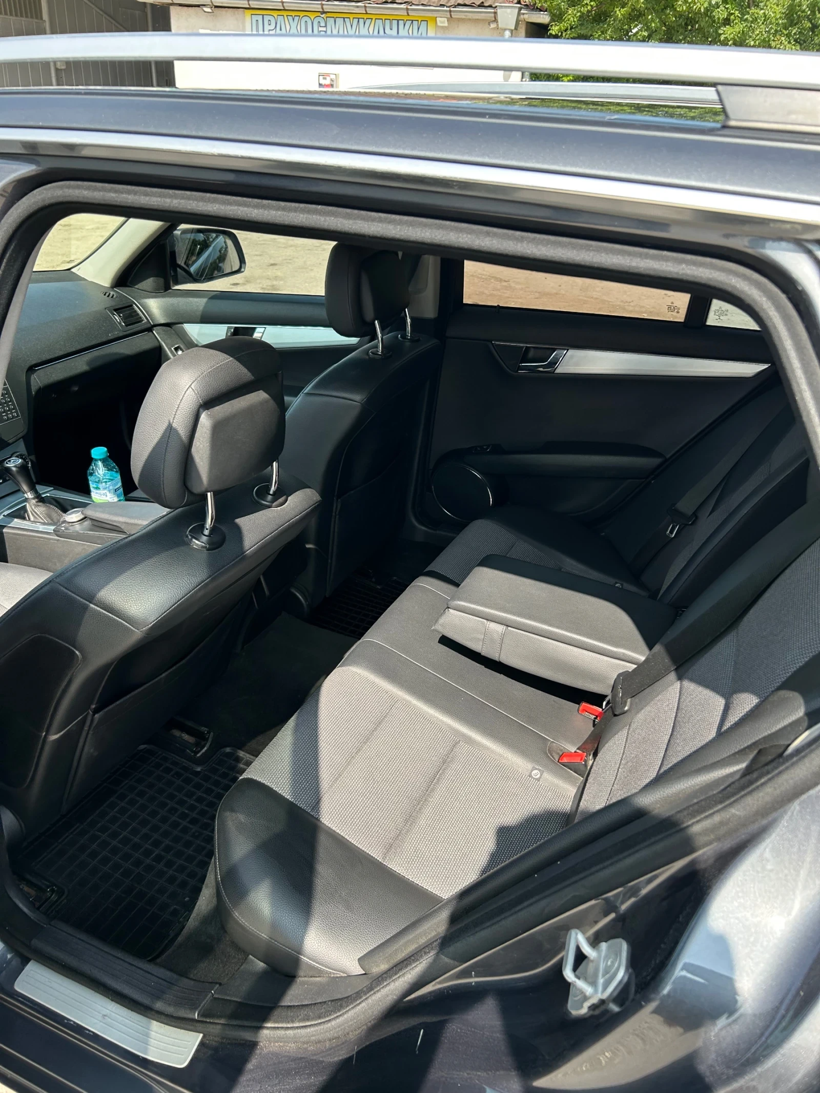 Mercedes-Benz C 220, снимка 5 - Автомобили и джипове - 54260140