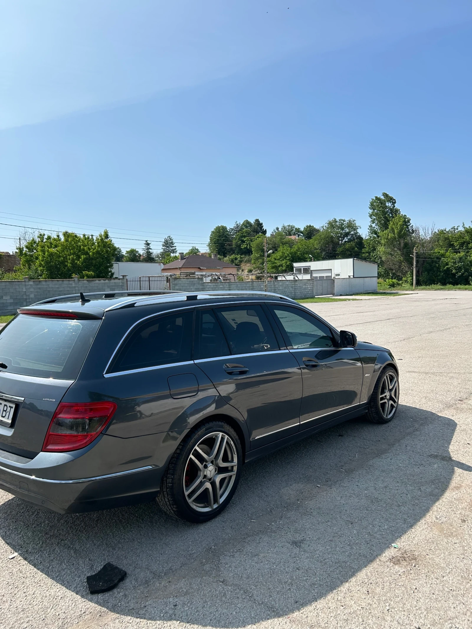 Mercedes-Benz C 220, снимка 9 - Автомобили и джипове - 54260140