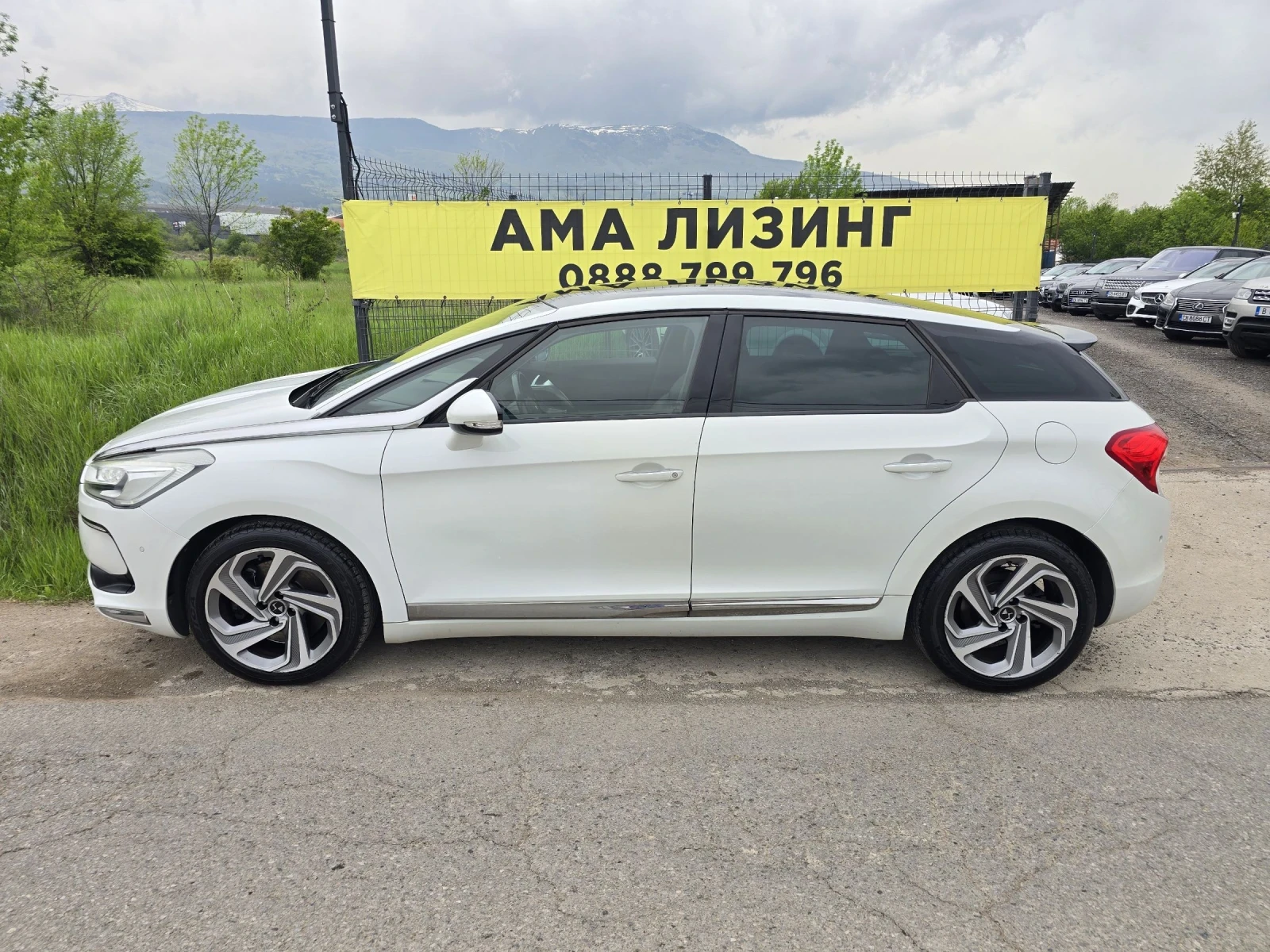 Citroen DS5 FACE/EXCLUSIVE/AUTO/НАПЪЛНО ОБСЛУЖЕН, снимка 6 - Автомобили и джипове - 54465820