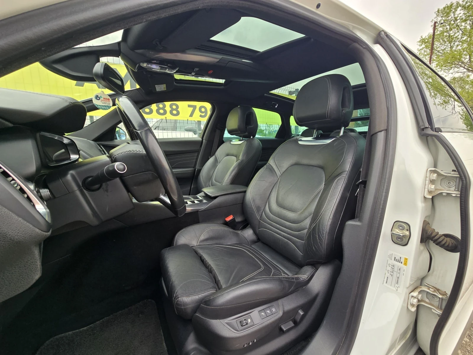 Citroen DS5 FACE/EXCLUSIVE/AUTO/НАПЪЛНО ОБСЛУЖЕН, снимка 8 - Автомобили и джипове - 54465820