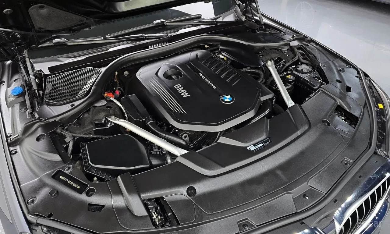 BMW 740 Li / XDRIVE / M / 360 / 3хTV / МАСАЖИ / ЛИЗИНГ, снимка 6 - Автомобили и джипове - 54827515