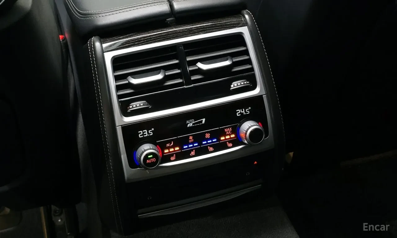 BMW 740 Li / XDRIVE / M / 360 / 3хTV / МАСАЖИ / ЛИЗИНГ, снимка 16 - Автомобили и джипове - 54827515