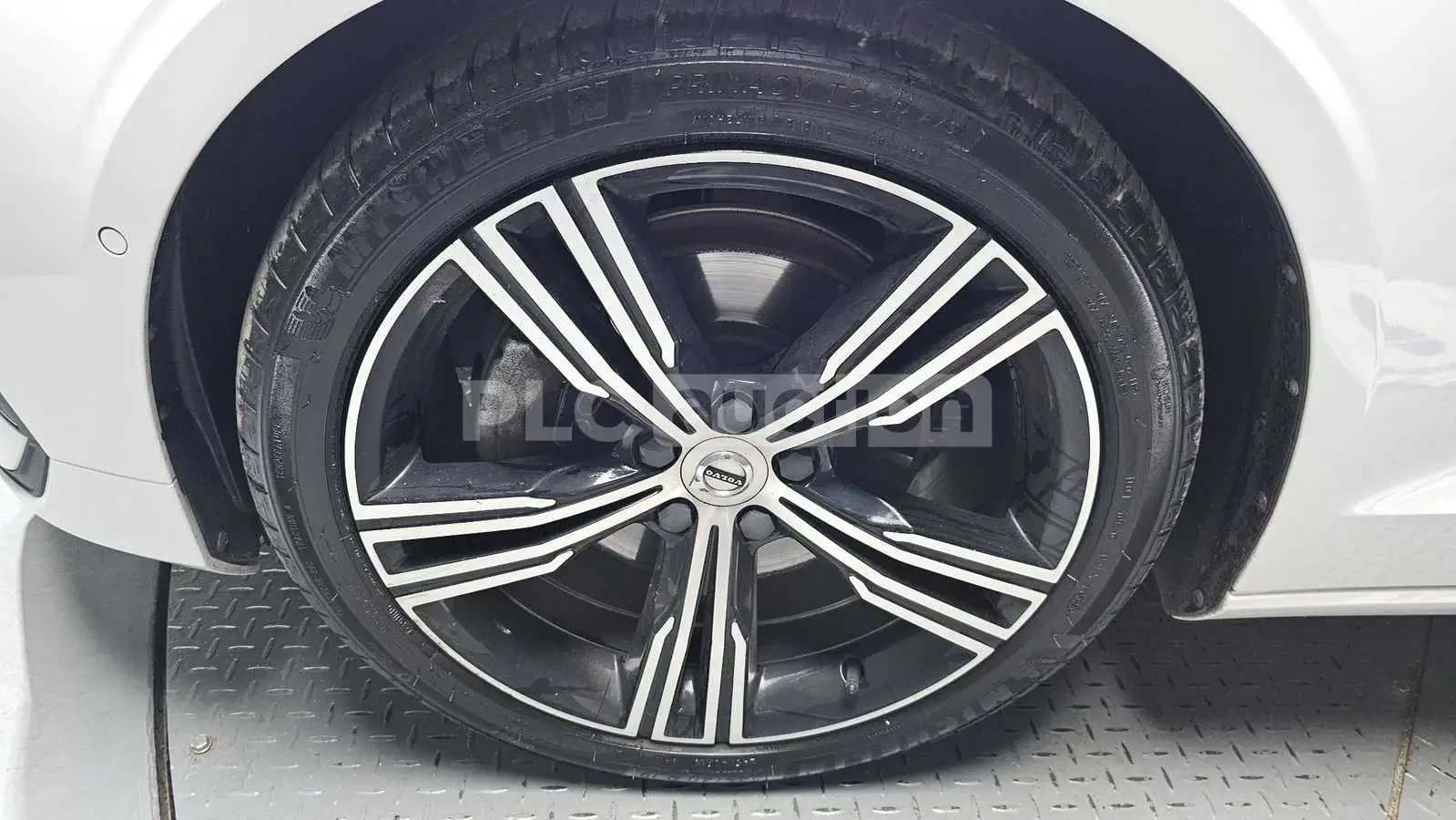 Volvo S60 T5 INSCRIPTION #УНИКАТ# HEAD UP, снимка 5 - Автомобили и джипове - 54967981
