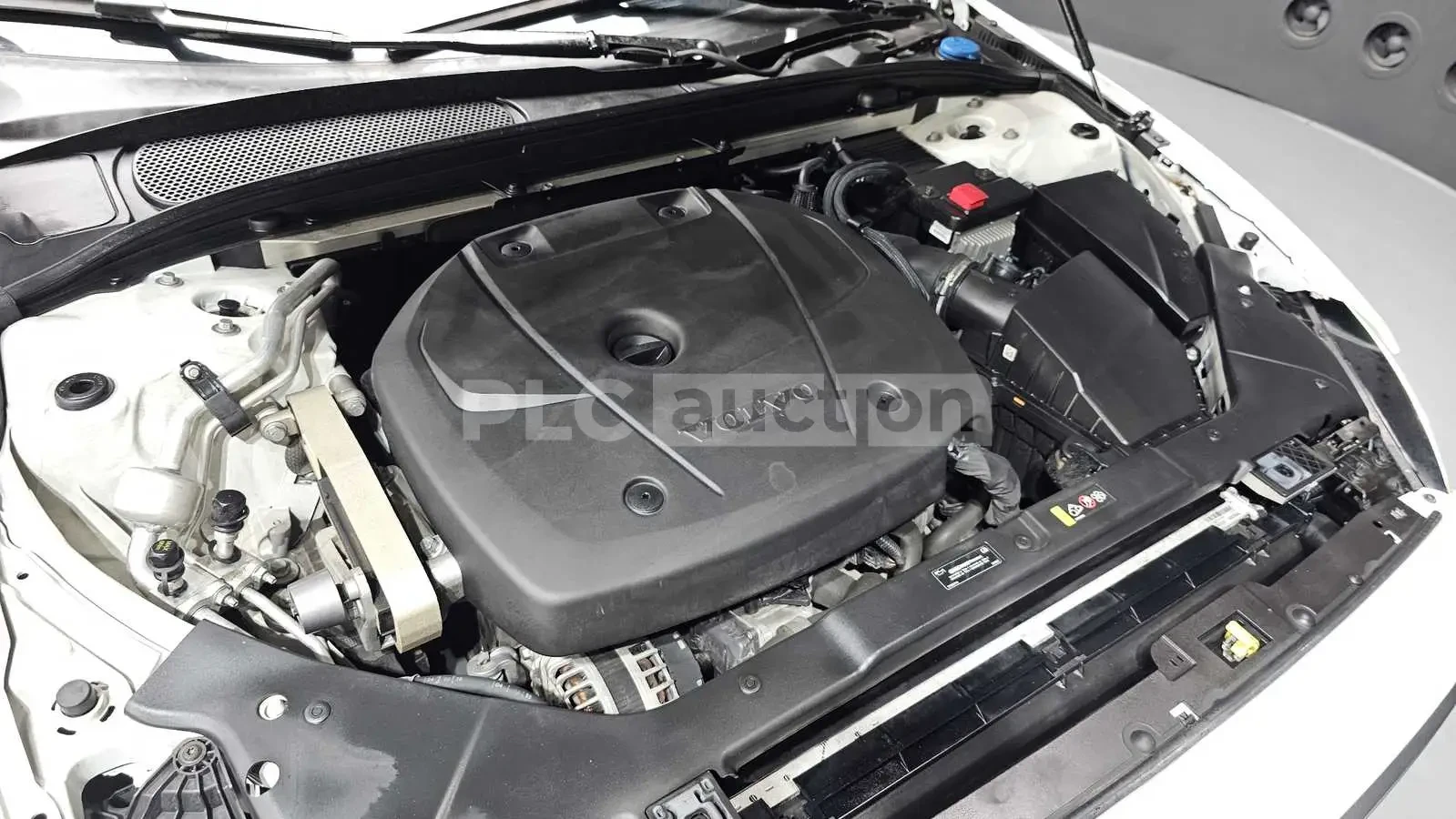 Volvo S60 T5 INSCRIPTION #УНИКАТ# HEAD UP, снимка 6 - Автомобили и джипове - 54967981