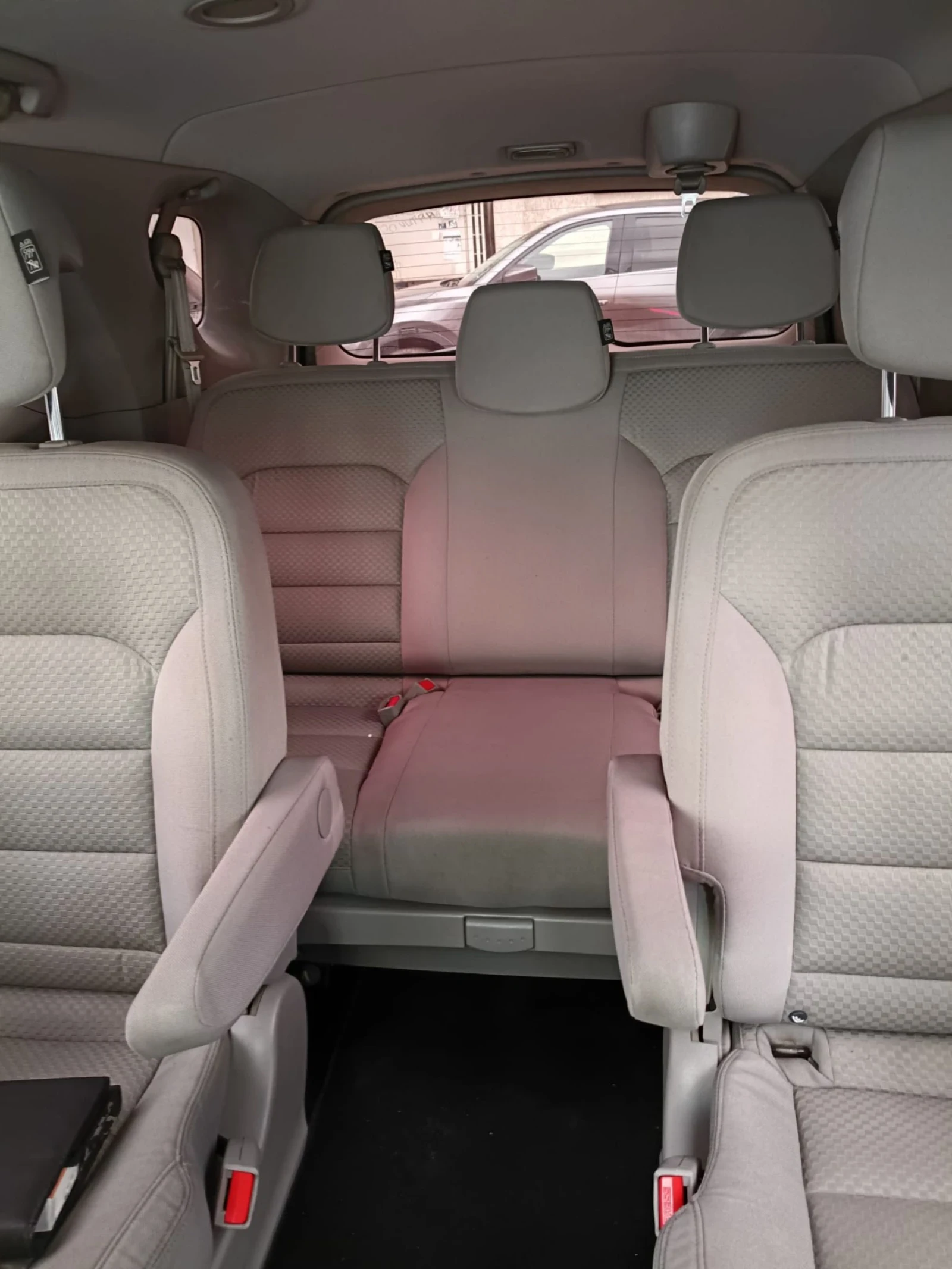 SsangYong Rodius 2, 2 Euro6w 7 места, снимка 10 - Автомобили и джипове - 55008988