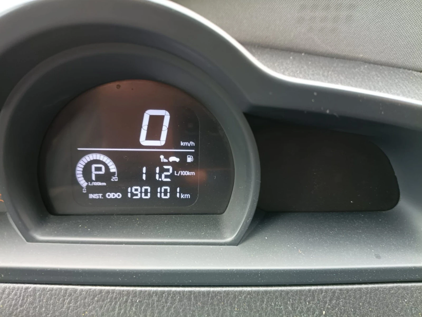 SsangYong Rodius 2, 2 Euro6w 7 места, снимка 9 - Автомобили и джипове - 55008988