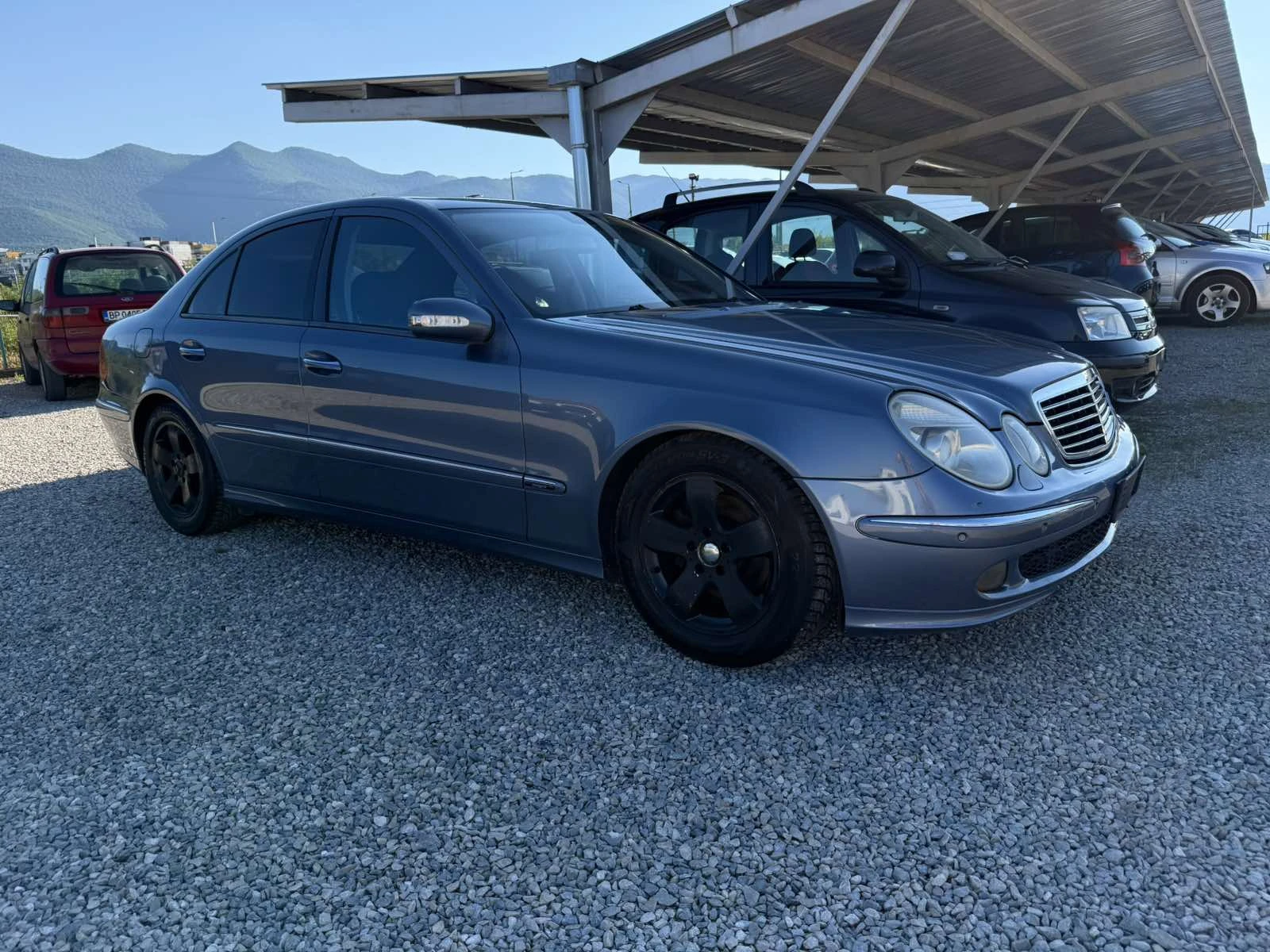 Mercedes-Benz E 270 CDI AVANGARDE, снимка 4 - Автомобили и джипове - 55056950