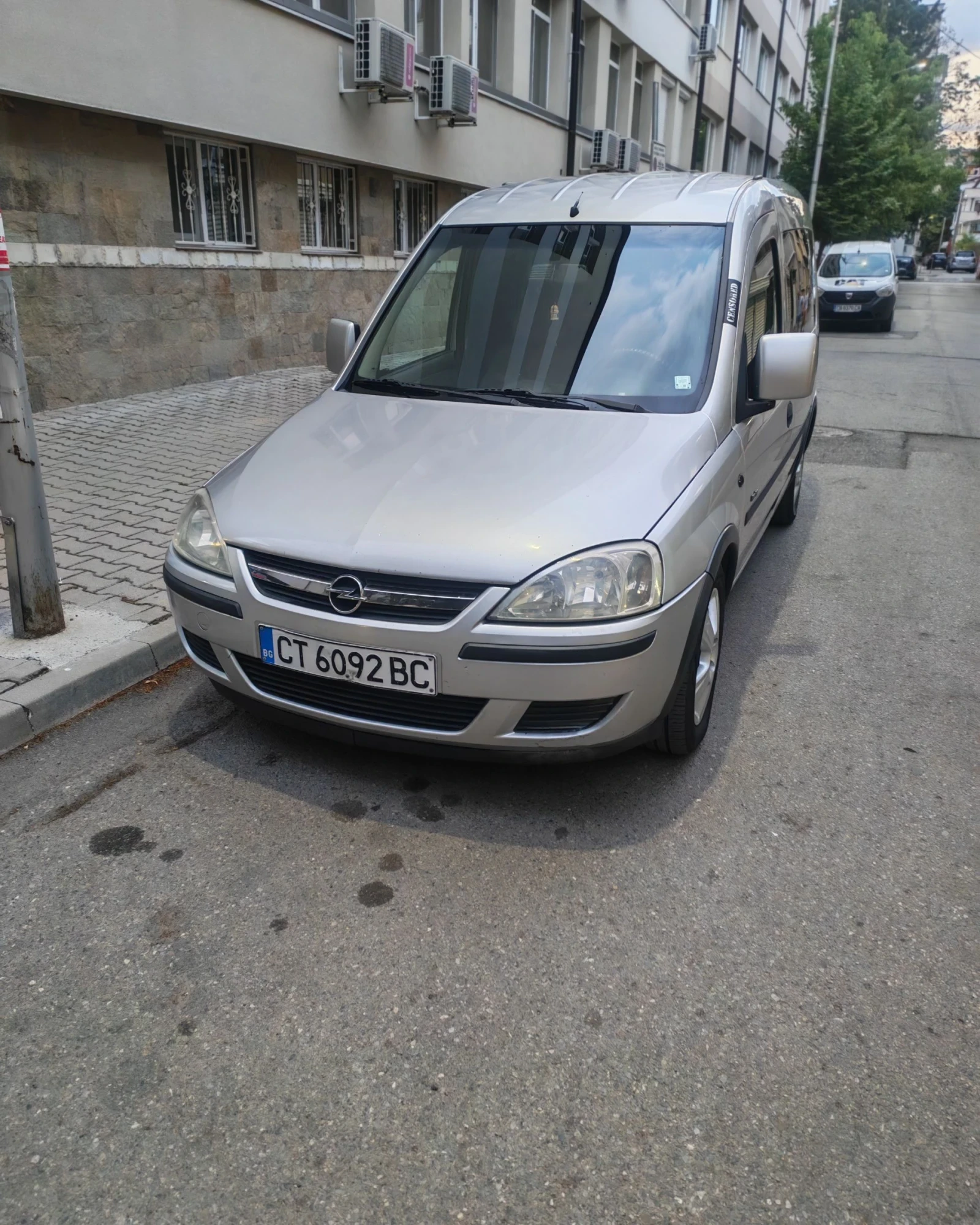Opel Combo 1.7 Isuzu, снимка 2 - Автомобили и джипове - 55168274