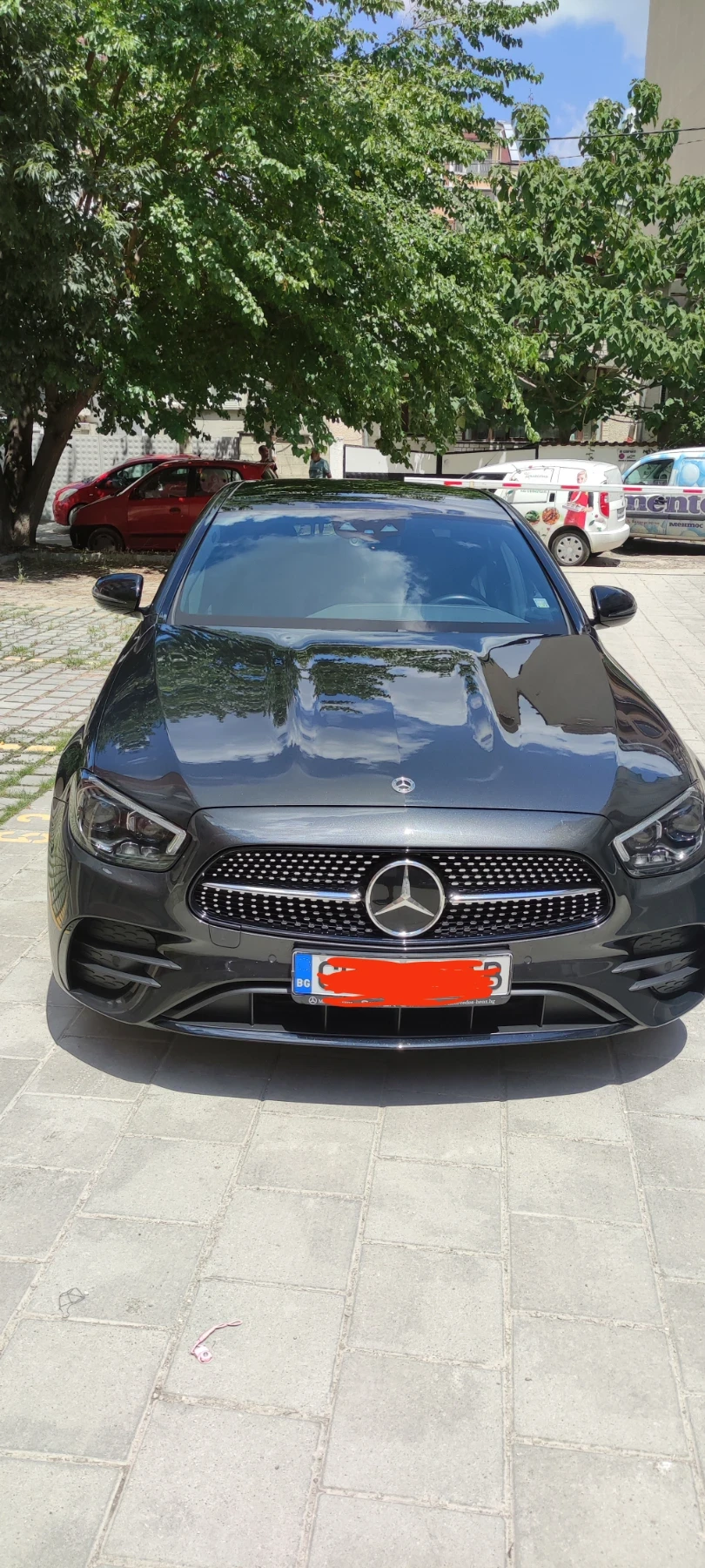 Mercedes-Benz E 220, снимка 2 - Автомобили и джипове - 55372033