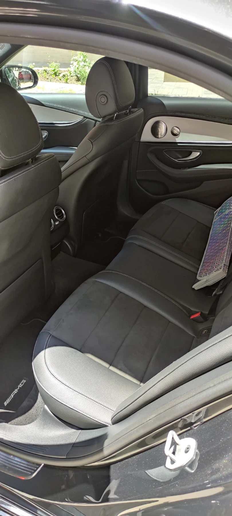 Mercedes-Benz E 220, снимка 15 - Автомобили и джипове - 55372033