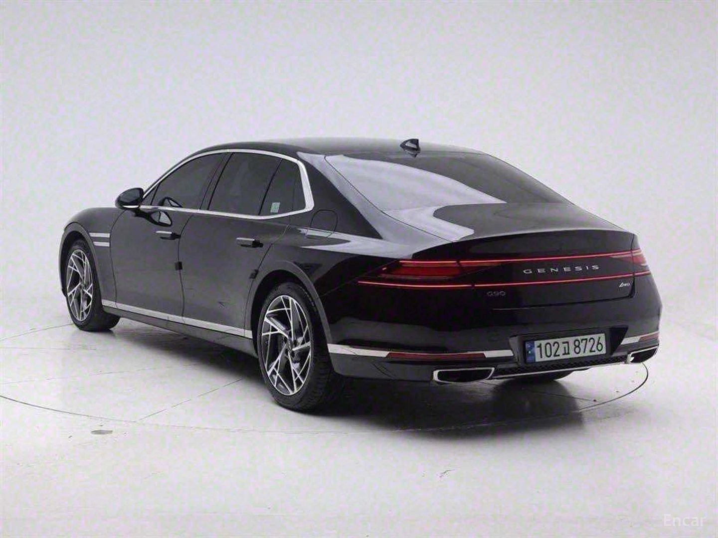 Genesis G90 3.5 Turbo AWD* КОЖА* ОБДУХВ* НАВИ, снимка 4 - Автомобили и джипове - 55508731