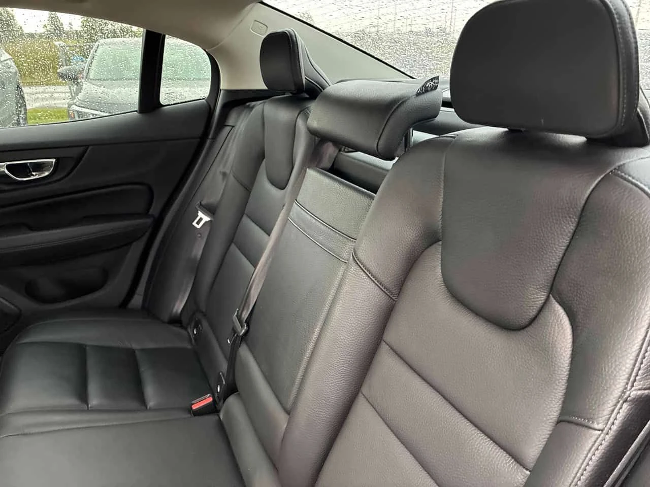 Volvo S60 Momentum  CARFAX, снимка 10 - Автомобили и джипове - 55711611