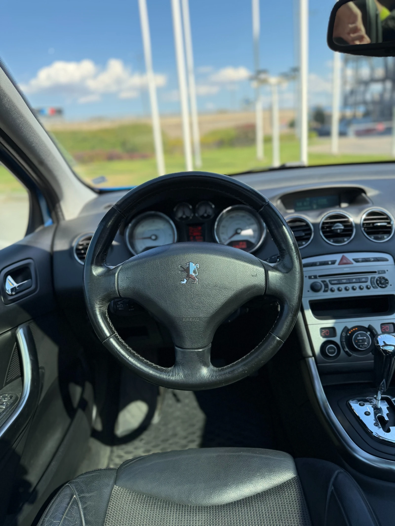 Peugeot 308 2.0 TDI 136hp, снимка 12 - Автомобили и джипове - 56153518