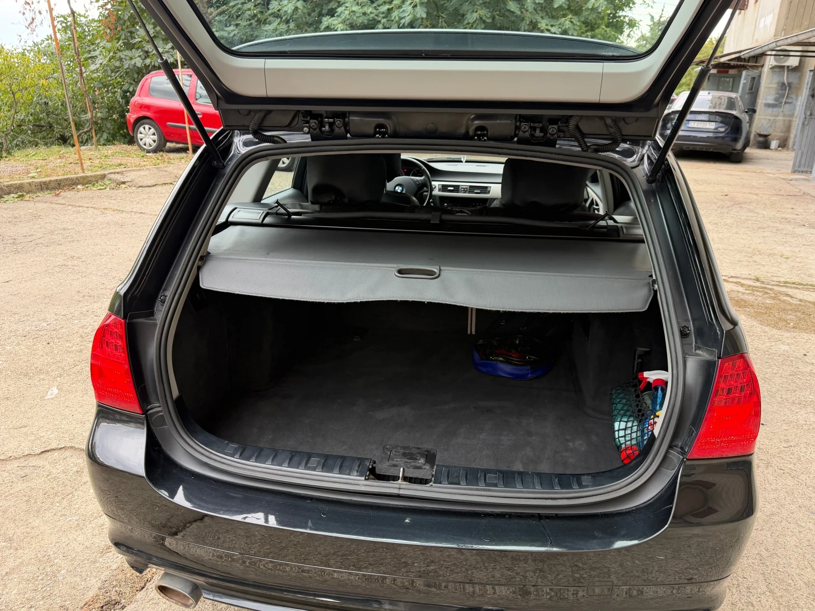 BMW 318 318, снимка 7 - Автомобили и джипове - 56183612