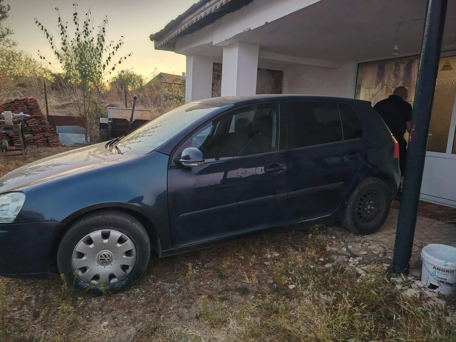 VW Golf, снимка 5 - Автомобили и джипове - 56395344