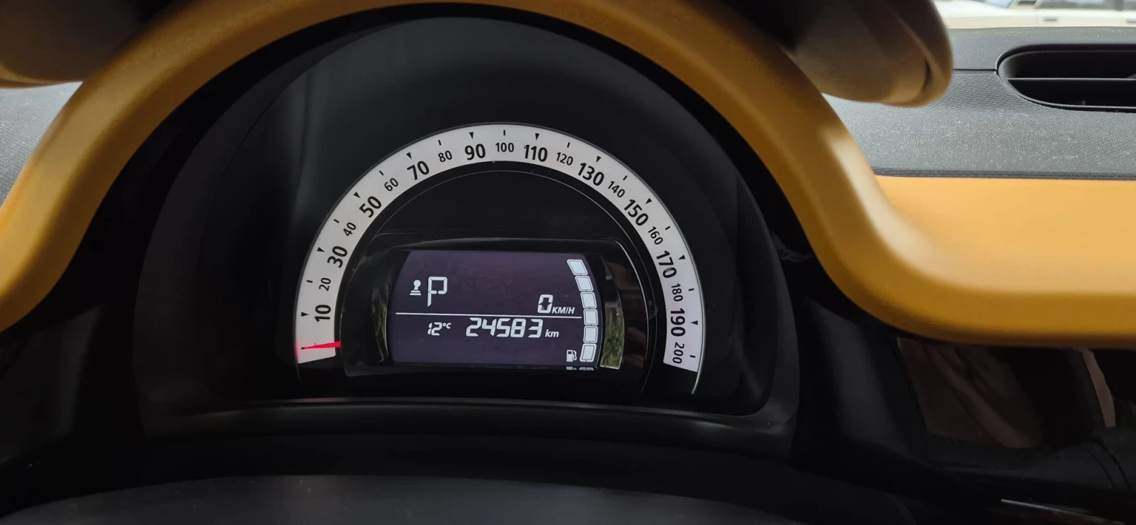 Renault Twingo 900TCE FACELIFT, снимка 10 - Автомобили и джипове - 56546036